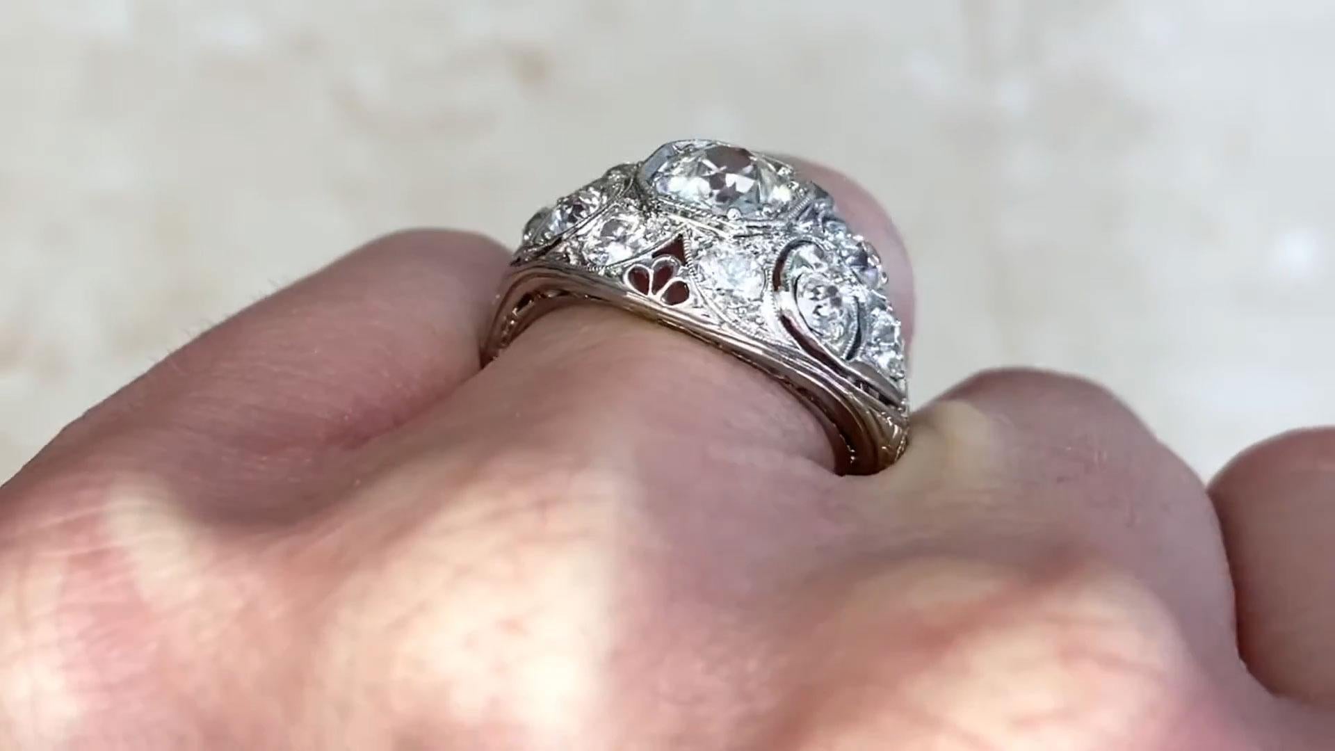 Art Déco Anello di fidanzamento con diamante antico taglio cuscino (circa 1,00 carati), platino in vendita