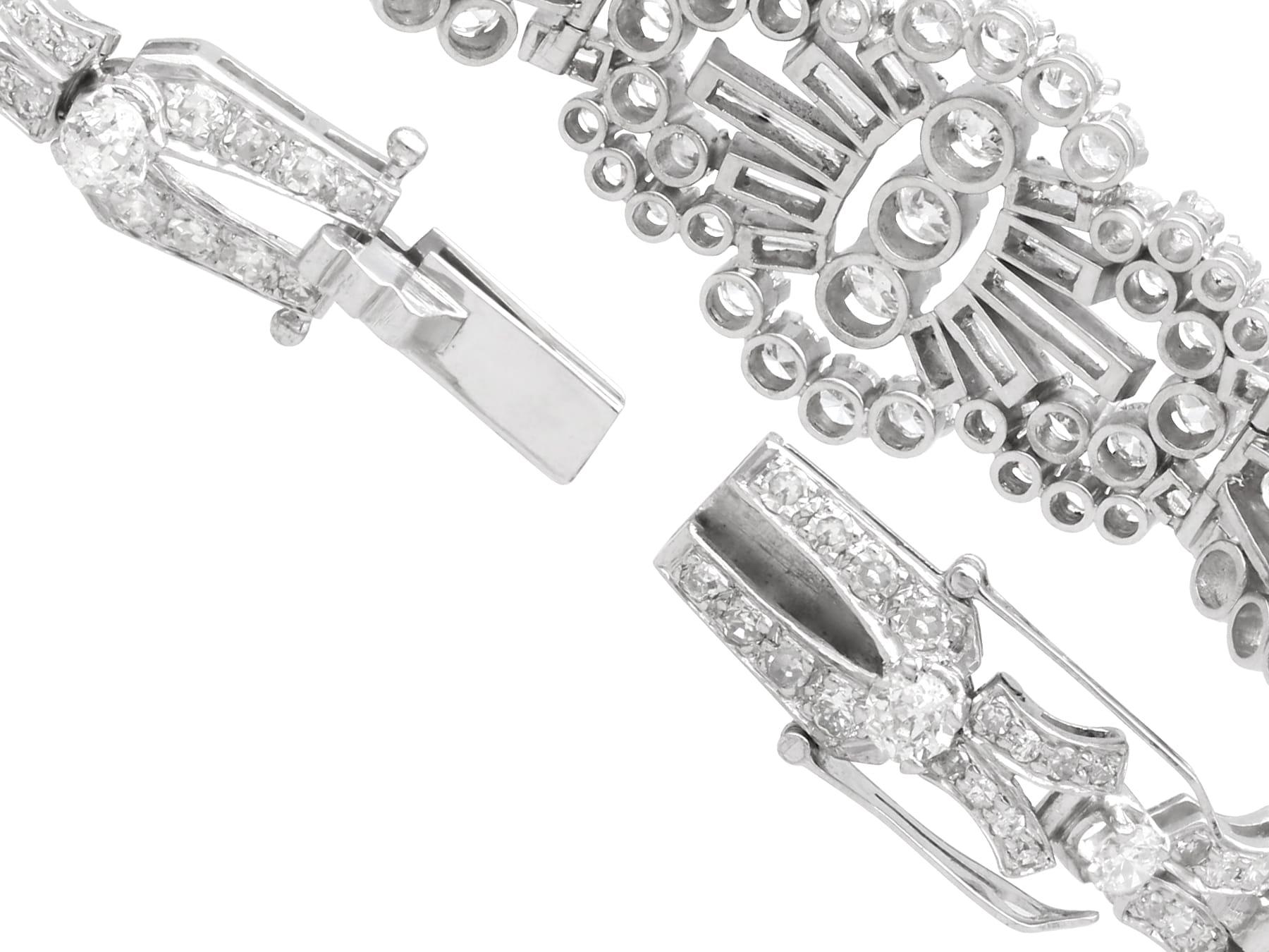 Antique 10.99 Carat Diamond and Platinum Bracelet Circa 1930 For Sale 3