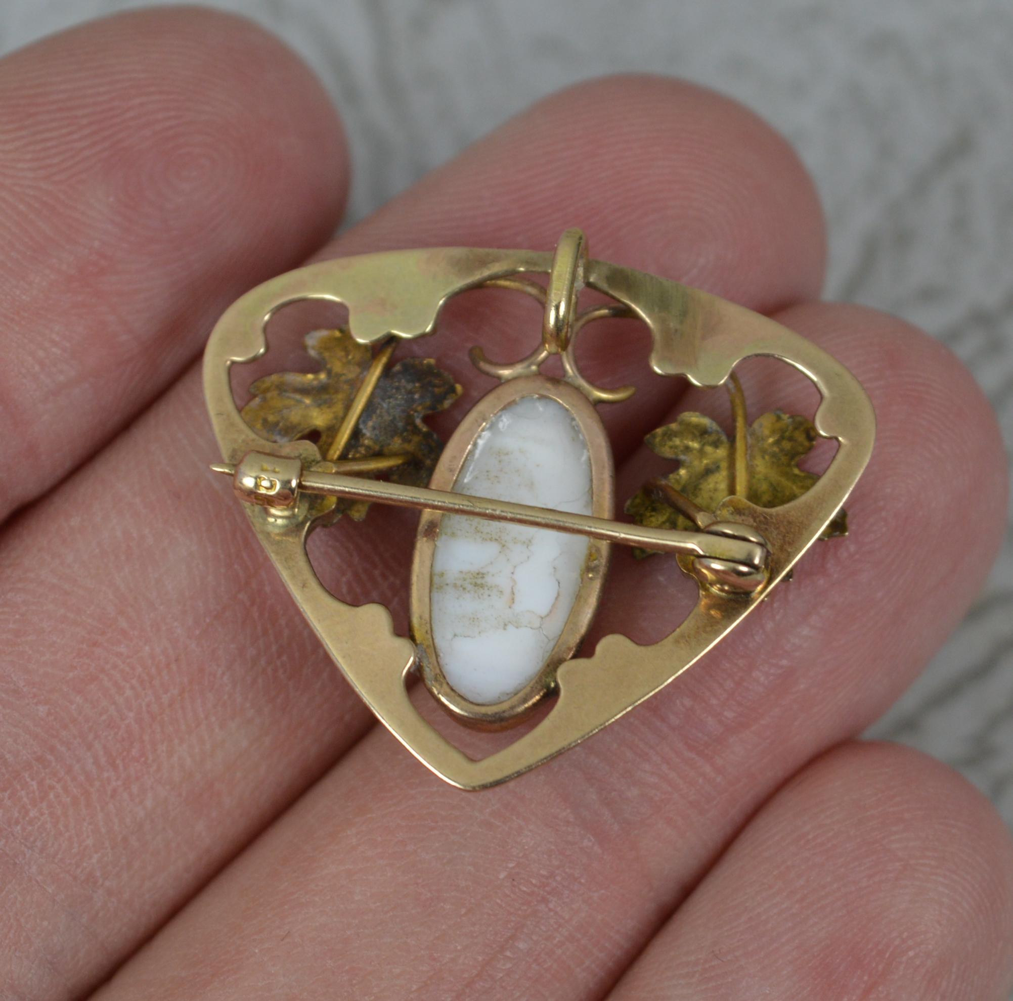 Antique 10ct Gold and Coral Solitaire Art Nouveau Brooch Pendant In Good Condition In St Helens, GB