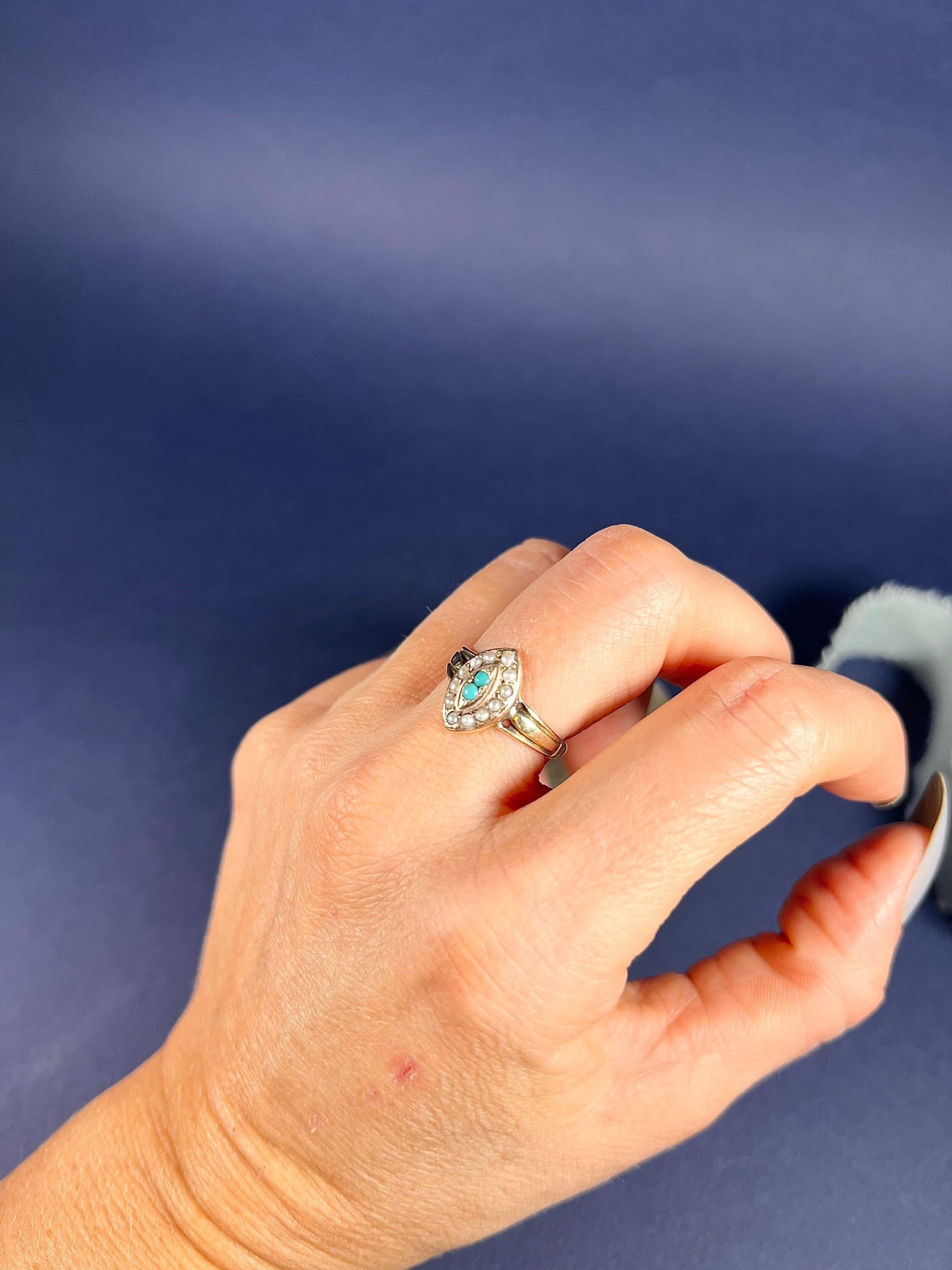 Antique 10ct Gold Edwardian Turquoise & Pearl Marquise / Navette Ring In Good Condition For Sale In Brighton, GB