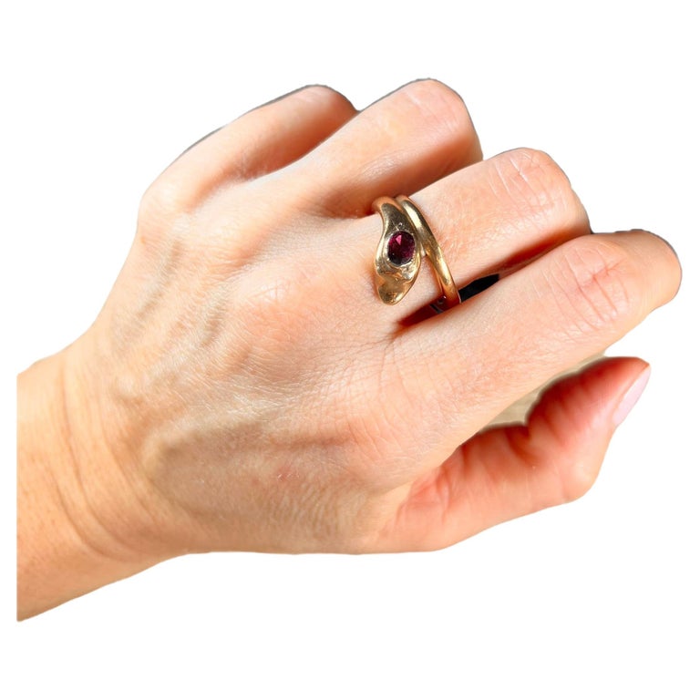 Bague serpent victorienne ancienne en or 10 carats En vente sur