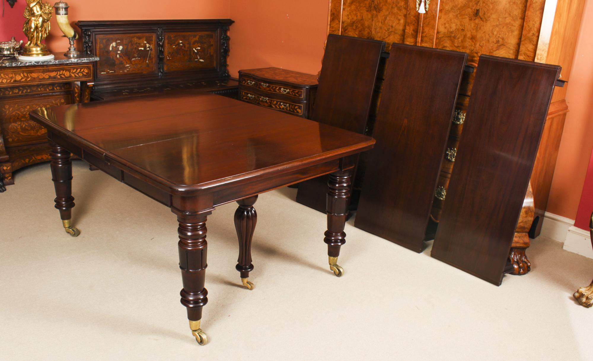 Mid-19th Century Antique 10ft Flame Mahogany Extending Dining Table 19th Century