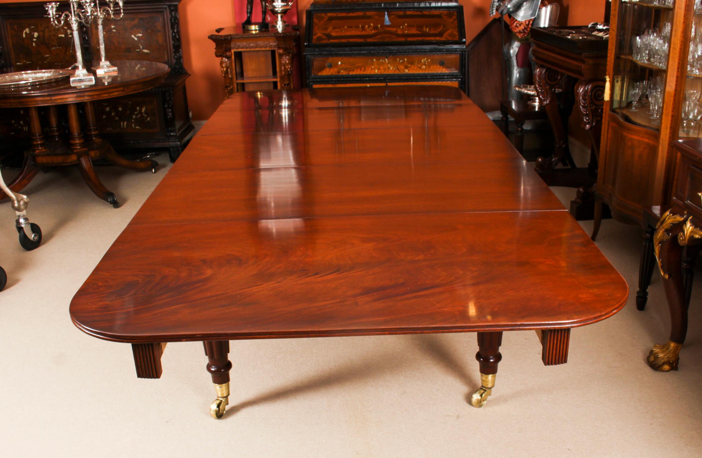 Antique Regency Flame Mahogany Extending Dining Table 19th Century 8