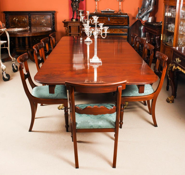 Antique Regency Flame Mahogany Extending Dining Table 19th Century For Sale 1