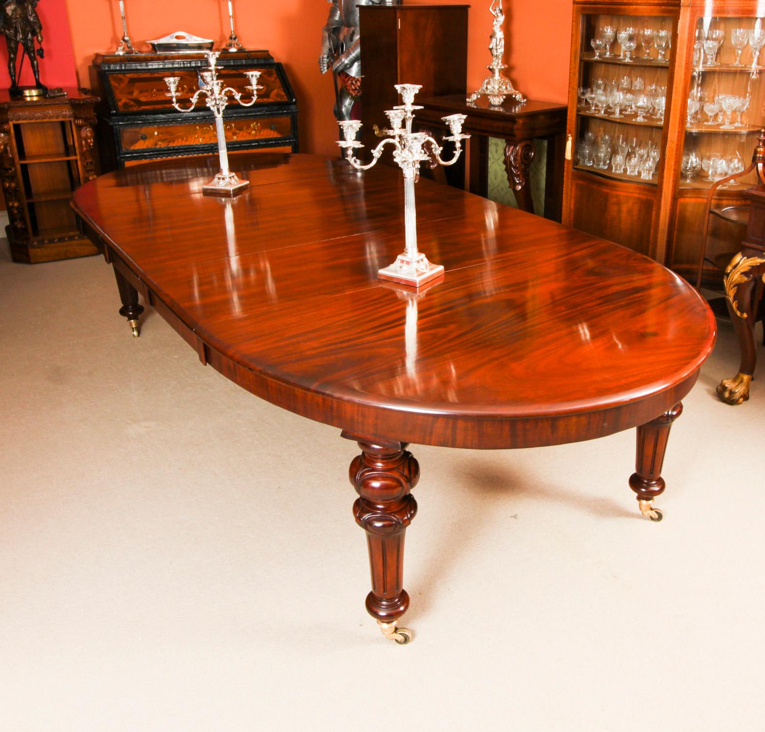 Antique Victorian Oval Flame Mahogany Extending Dining Table 19thC 1
