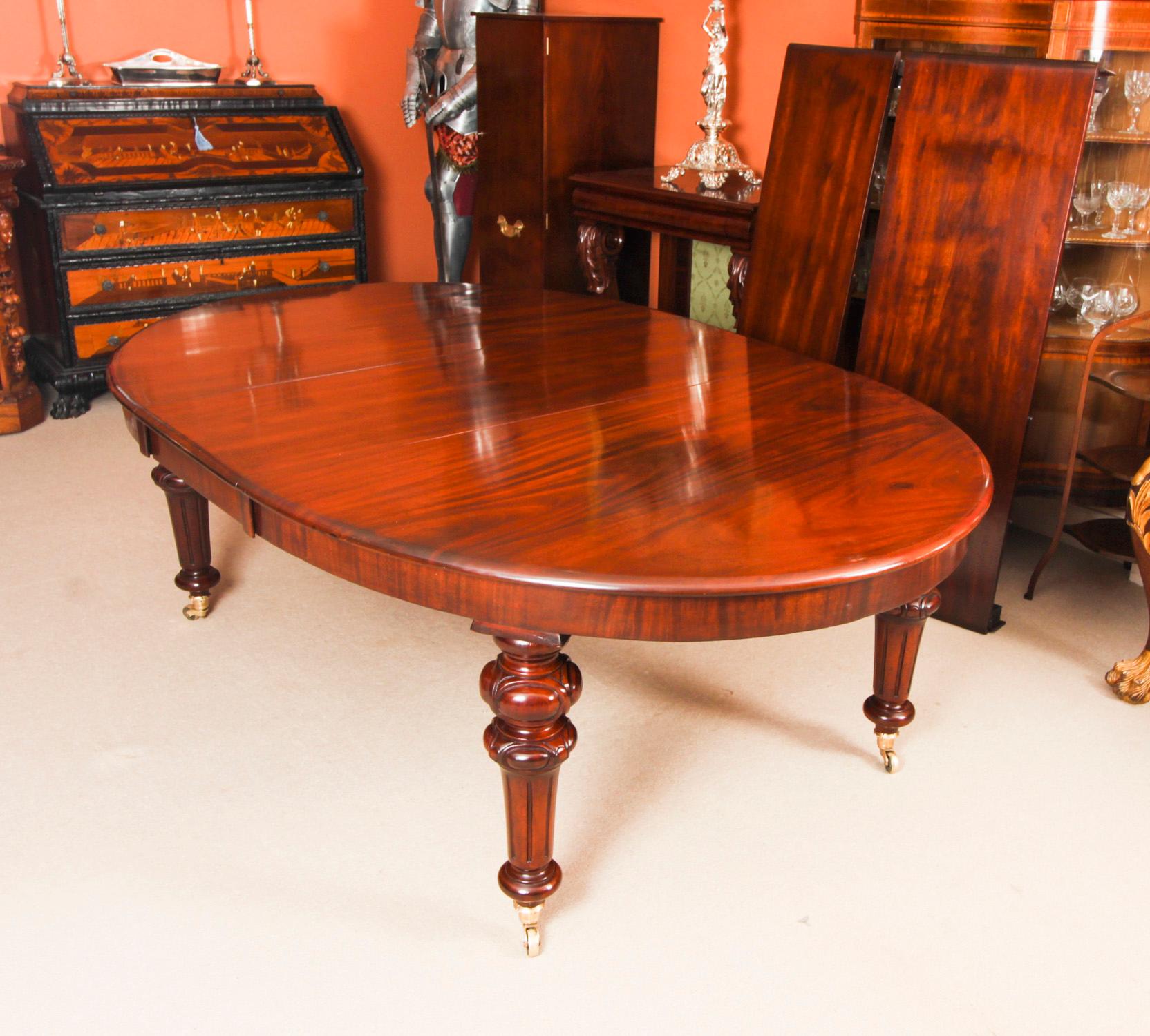 Antique Victorian Oval Flame Mahogany Extending Dining Table 19thC 2