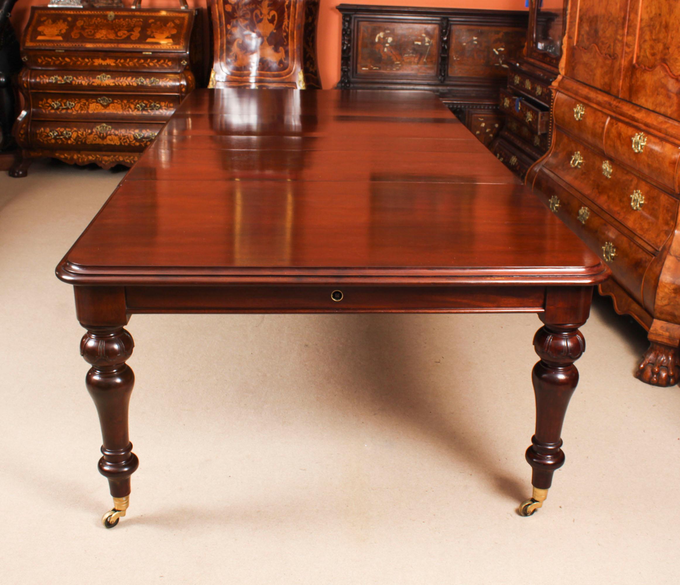Milieu du XIXe siècle Ancienne table de salle à manger William IV à rallonge de 10 pieds C1835 19ème siècle