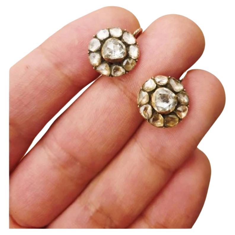 Boucles d'oreilles anciennes 1880s Victorian Rose Cut Diamond Gold Earrings Bon état - En vente à Cairo, EG