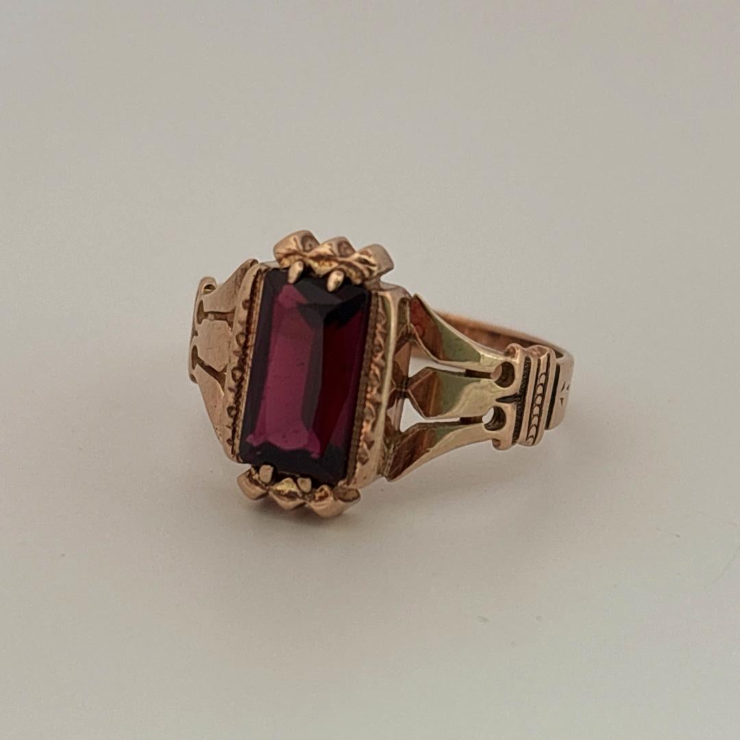 Antiker 10K Rose Gold Zarter roter Granat Ring im Angebot 3