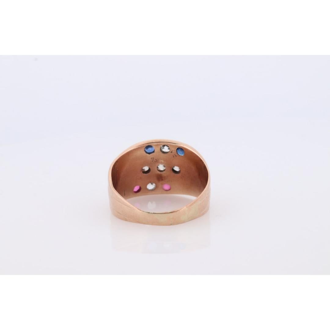 Bague ancienne à triple anneau de 10 carats, rubis, saphir et diamant. Diamant tzigane serti dans en vente 4
