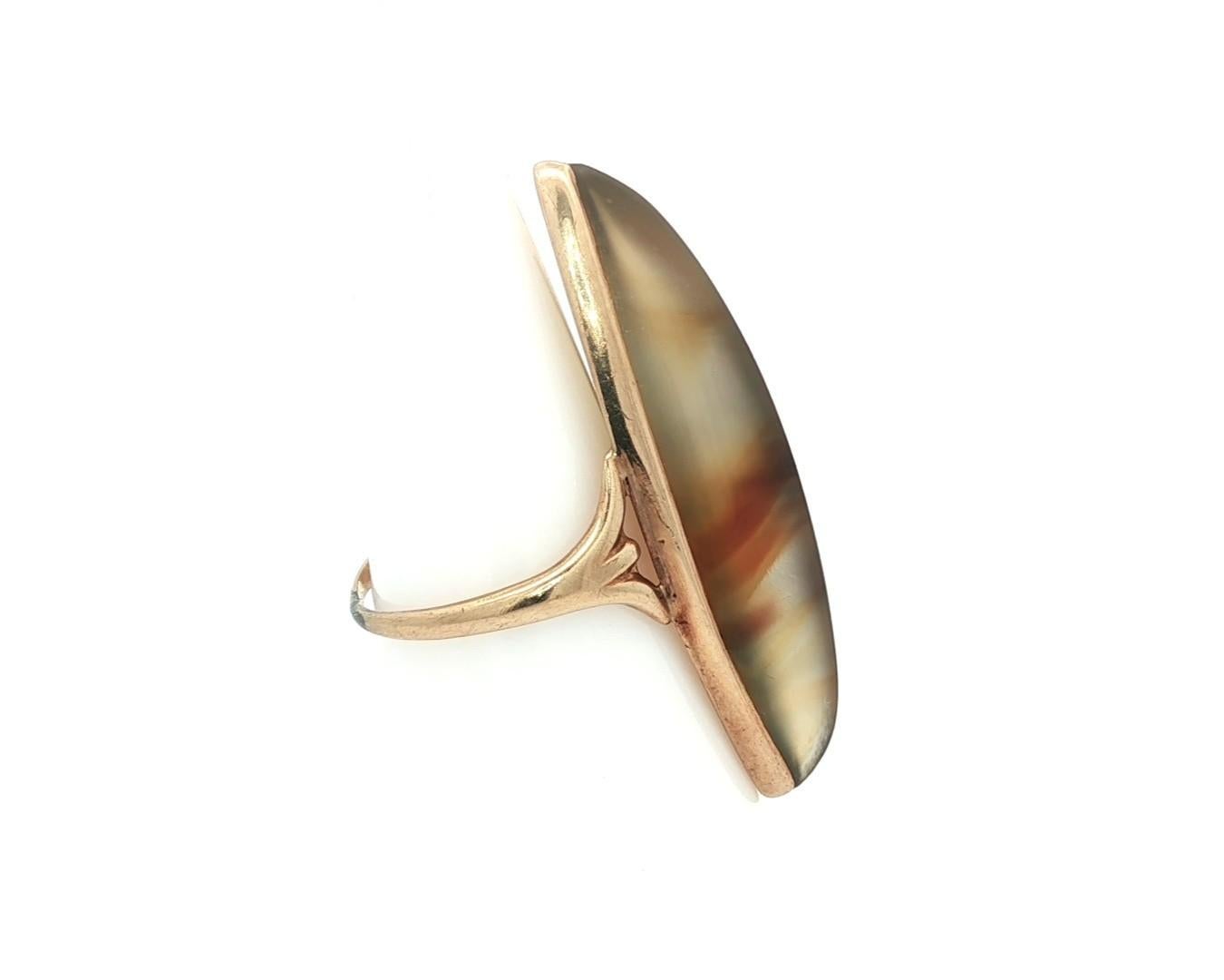 De las mujeres Anillo antiguo de oro amarillo de 10k con bisel largo de ágata en forma de navette en venta