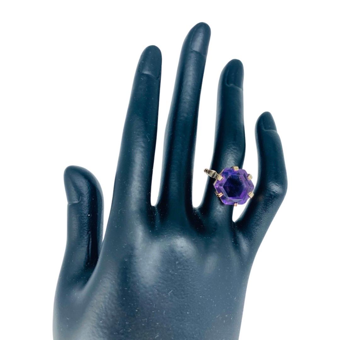 Antiker antiker 11,07 Karat achteckiger Amethyst-Cocktailring mit Einzelschliff 9k im Angebot 2