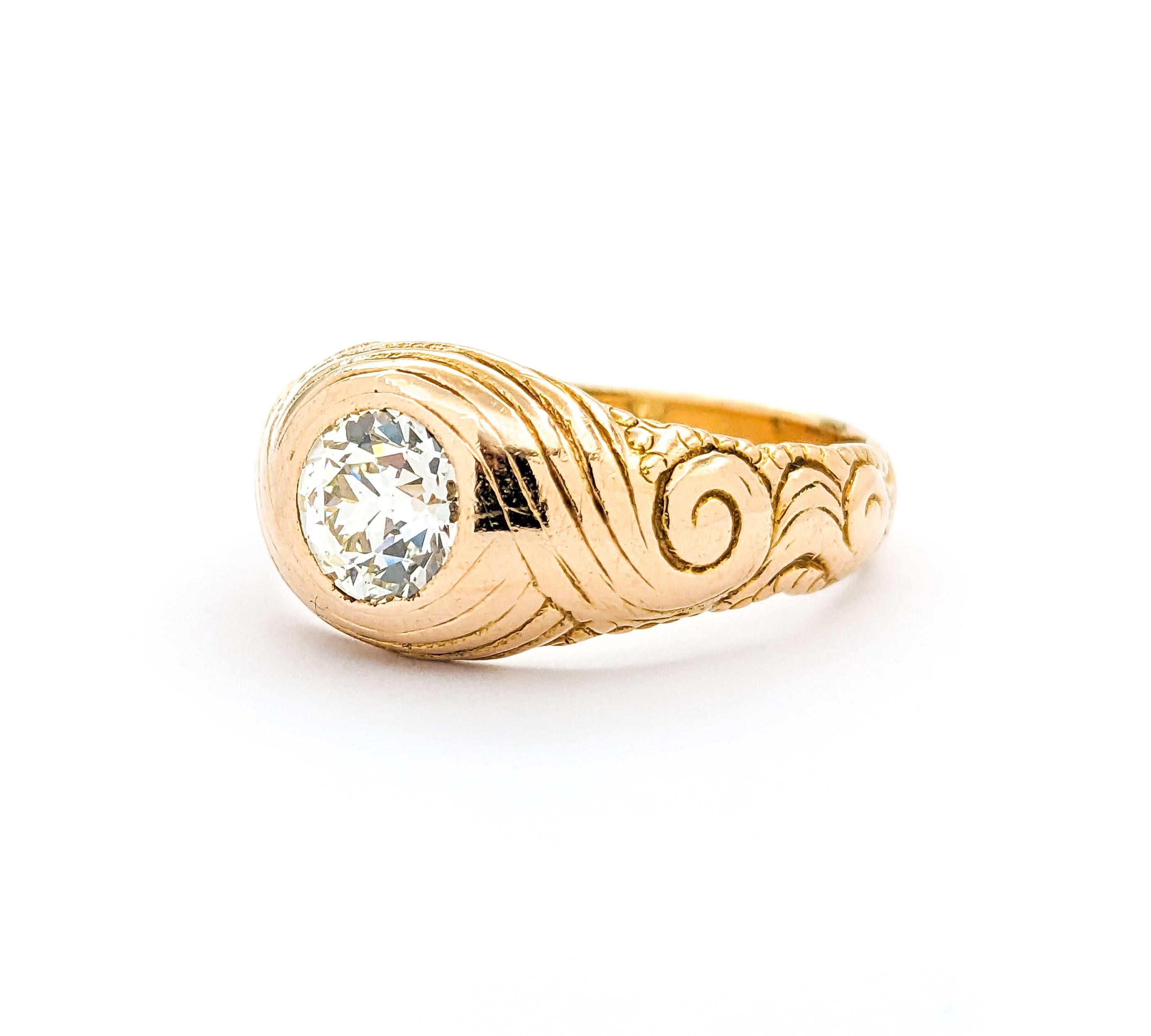 Women's Antique 1.10ct Diamond Ring In Yellow Gold For Sale