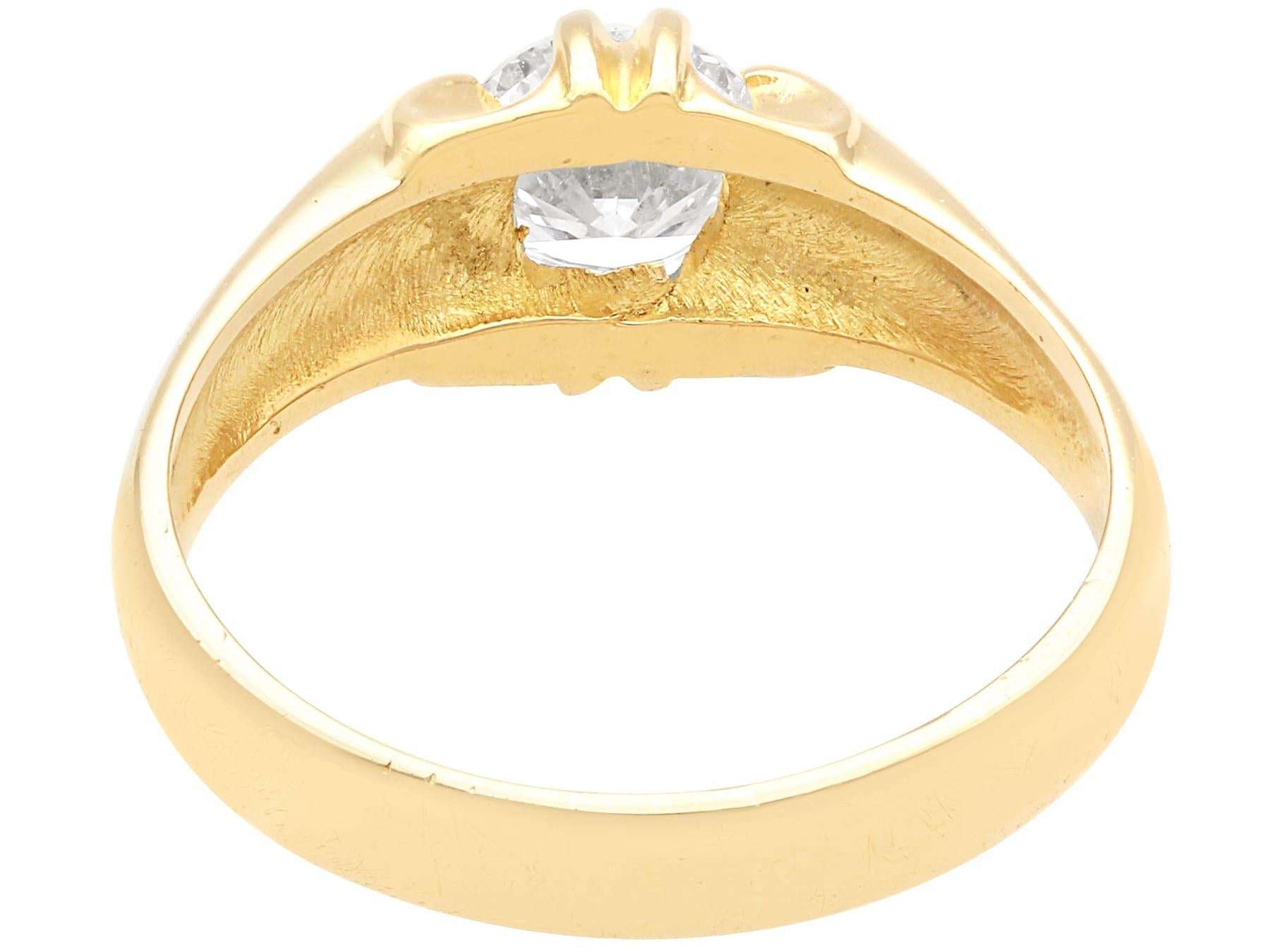 Bague solitaire ancienne en or jaune 18 carats et diamants de 1,13 carat, c. 1930 en vente 2