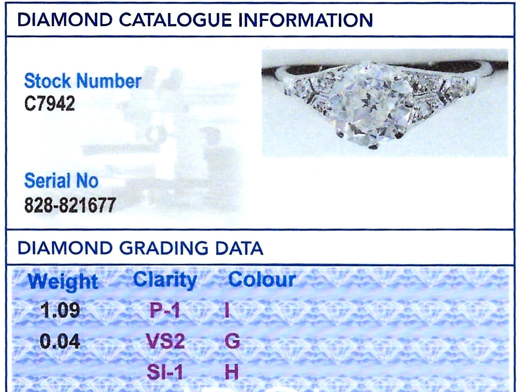 Bague solitaire ancienne en platine et diamants de 1.13 carat en vente 6