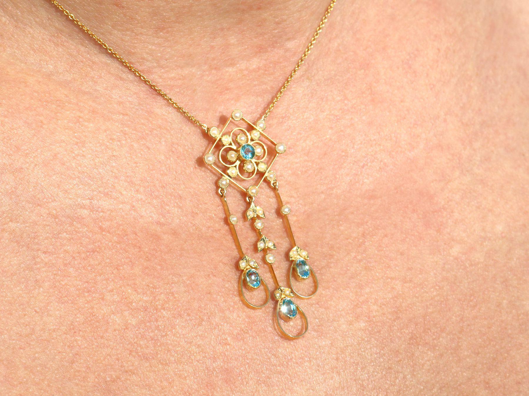 Antique 1.15 Carat Aquamarine and Seed Pearl Yellow Gold Pendant For Sale 6