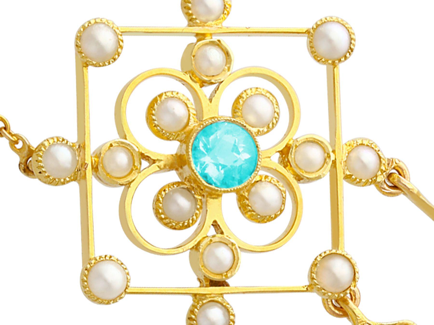 Antique 1.15 Carat Aquamarine and Seed Pearl Yellow Gold Pendant For Sale 2