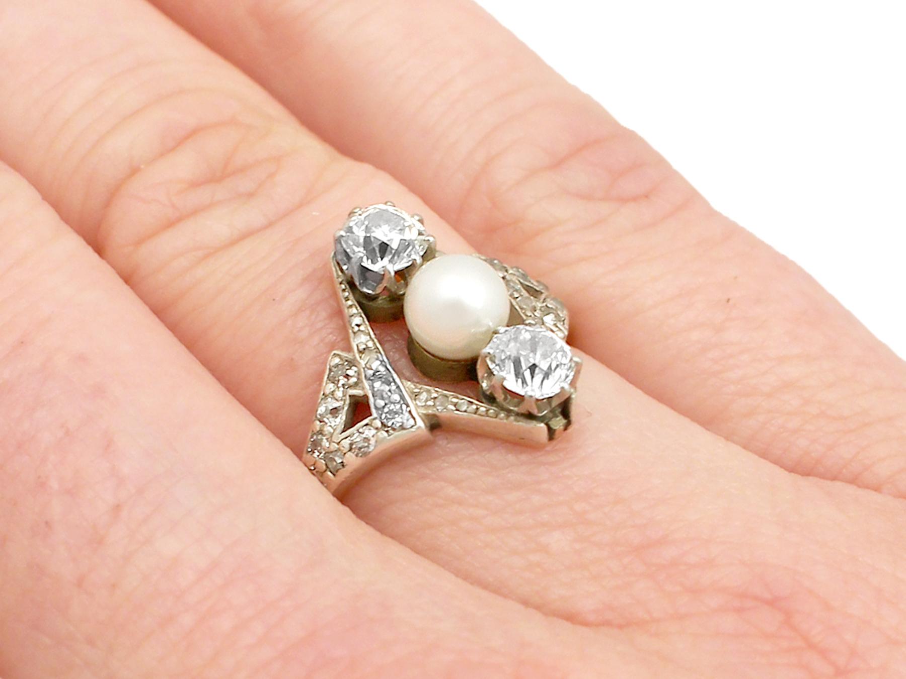 Antique 1.15 Carat Diamond and Pearl Cocktail Ring in Yellow Gold For Sale 2