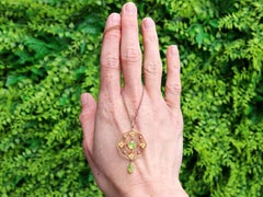 Antique 1.15ct Peridot and 9k Yellow Gold Pendant Necklace, Circa 1930