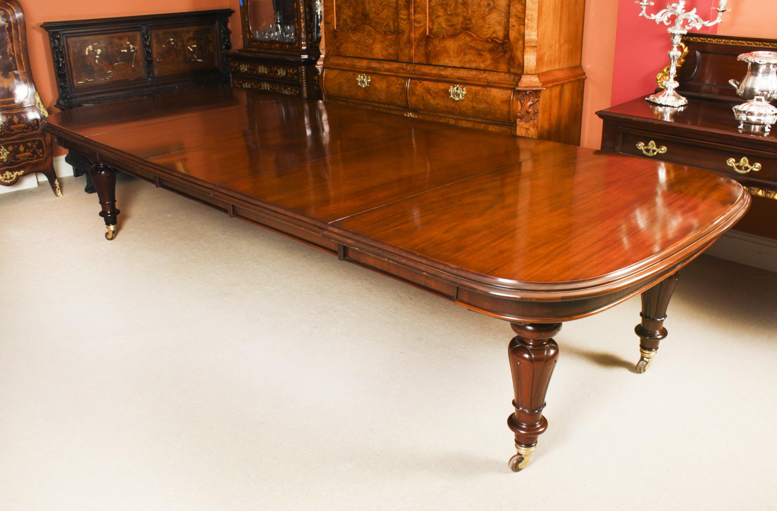 Antique Victorian D-End Mahogany Dining Table 19th Century & 12 Chairs In Good Condition In London, GB