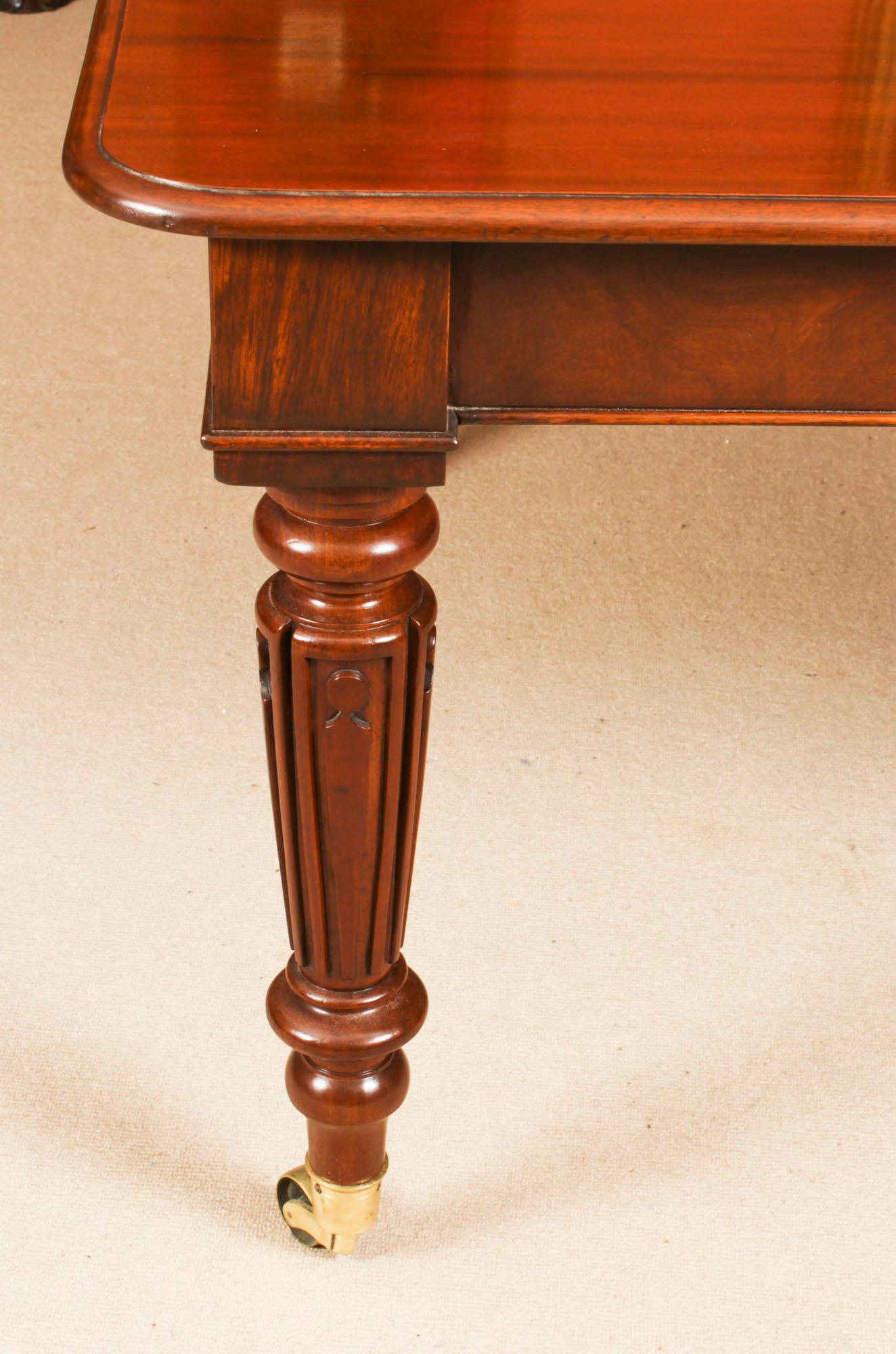 Antique 11ft6
