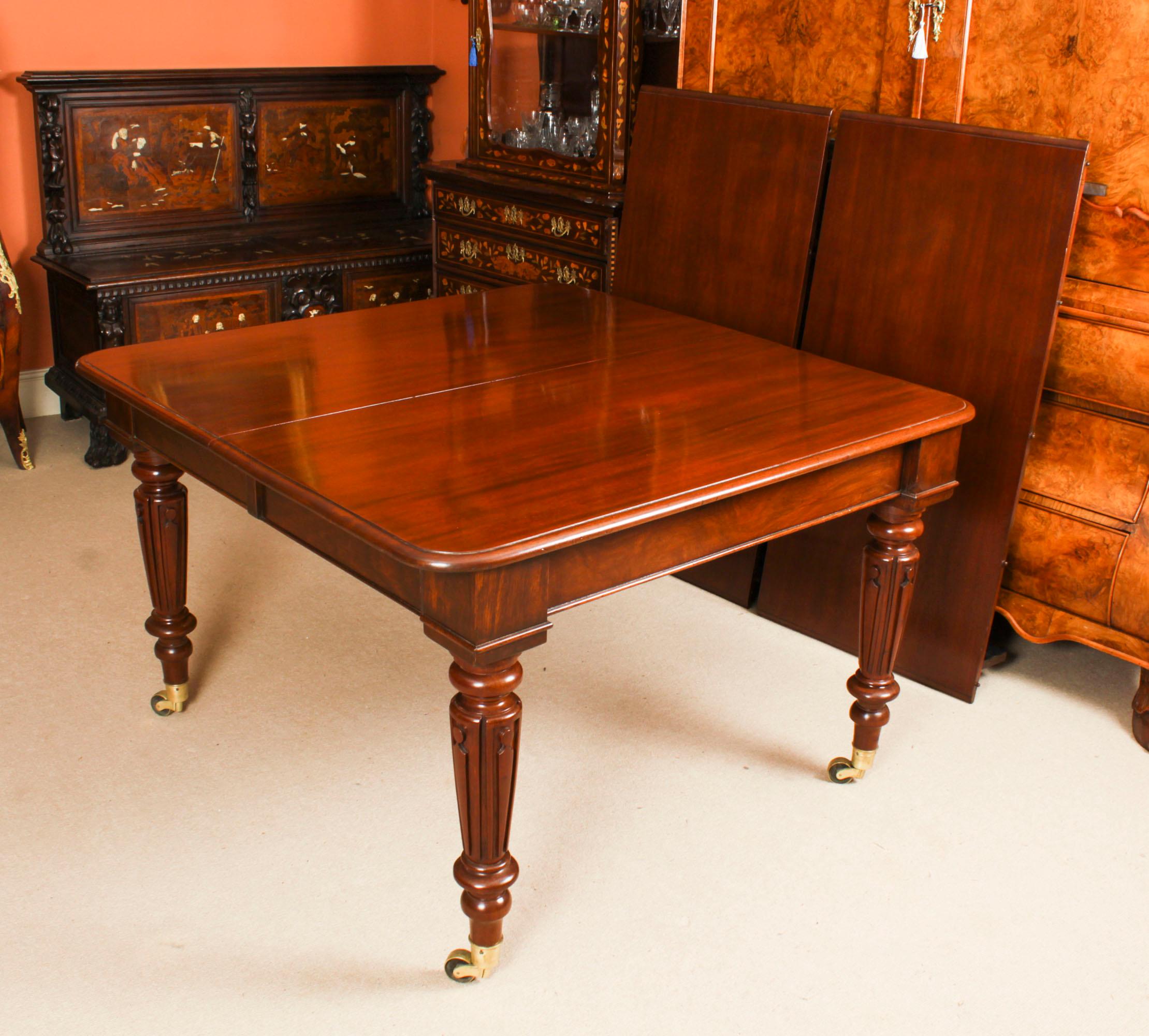 Antique 11ft6