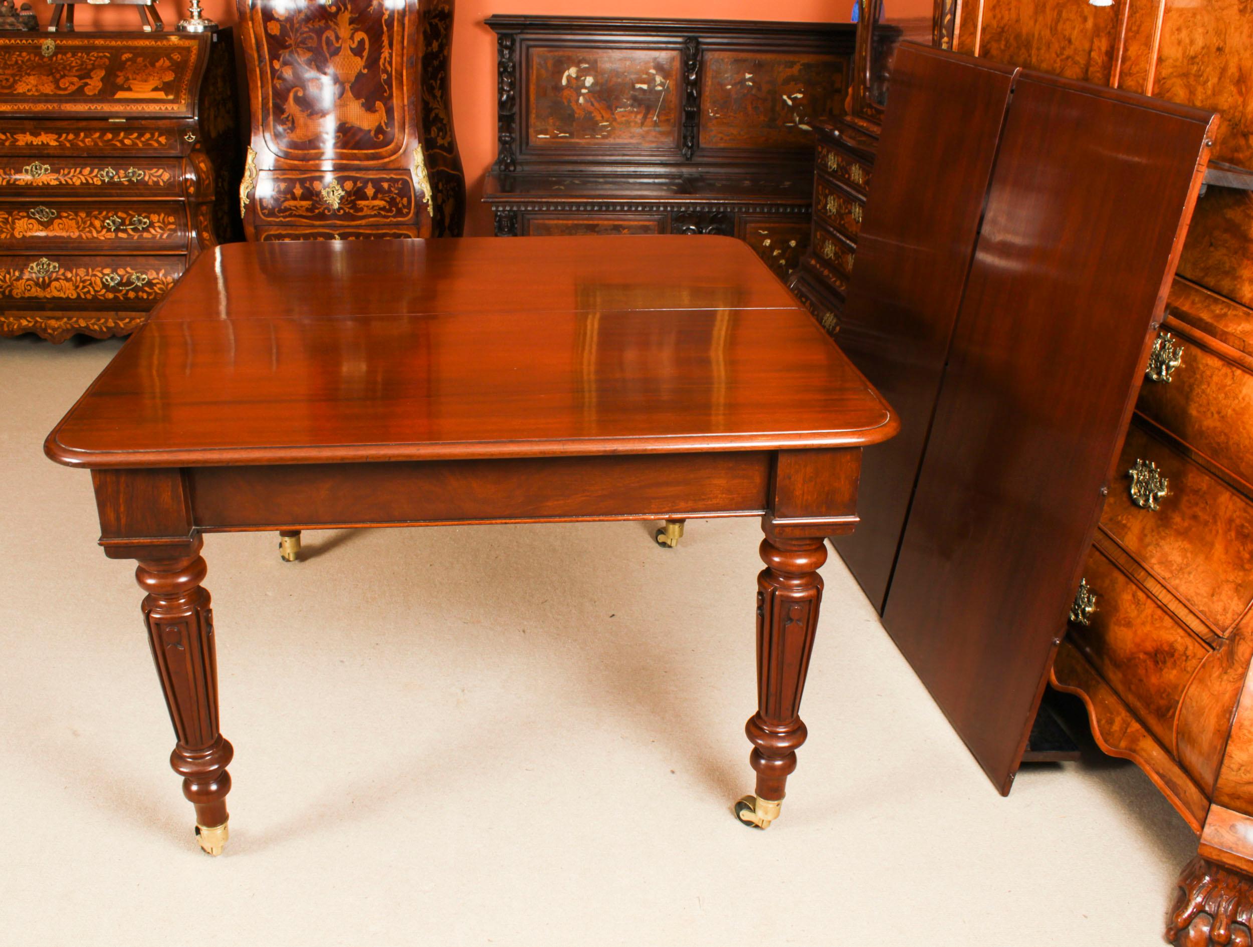 Antique 11ft6