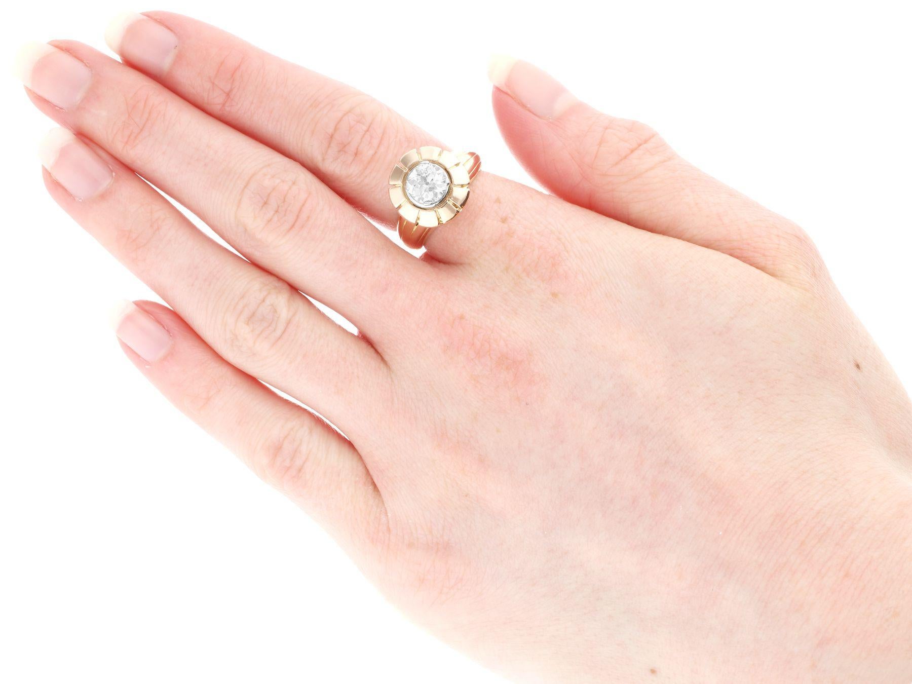 Bague de fiançailles solitaire ancienne en or rose 18 carats et diamants de 1,20 carat en vente 3