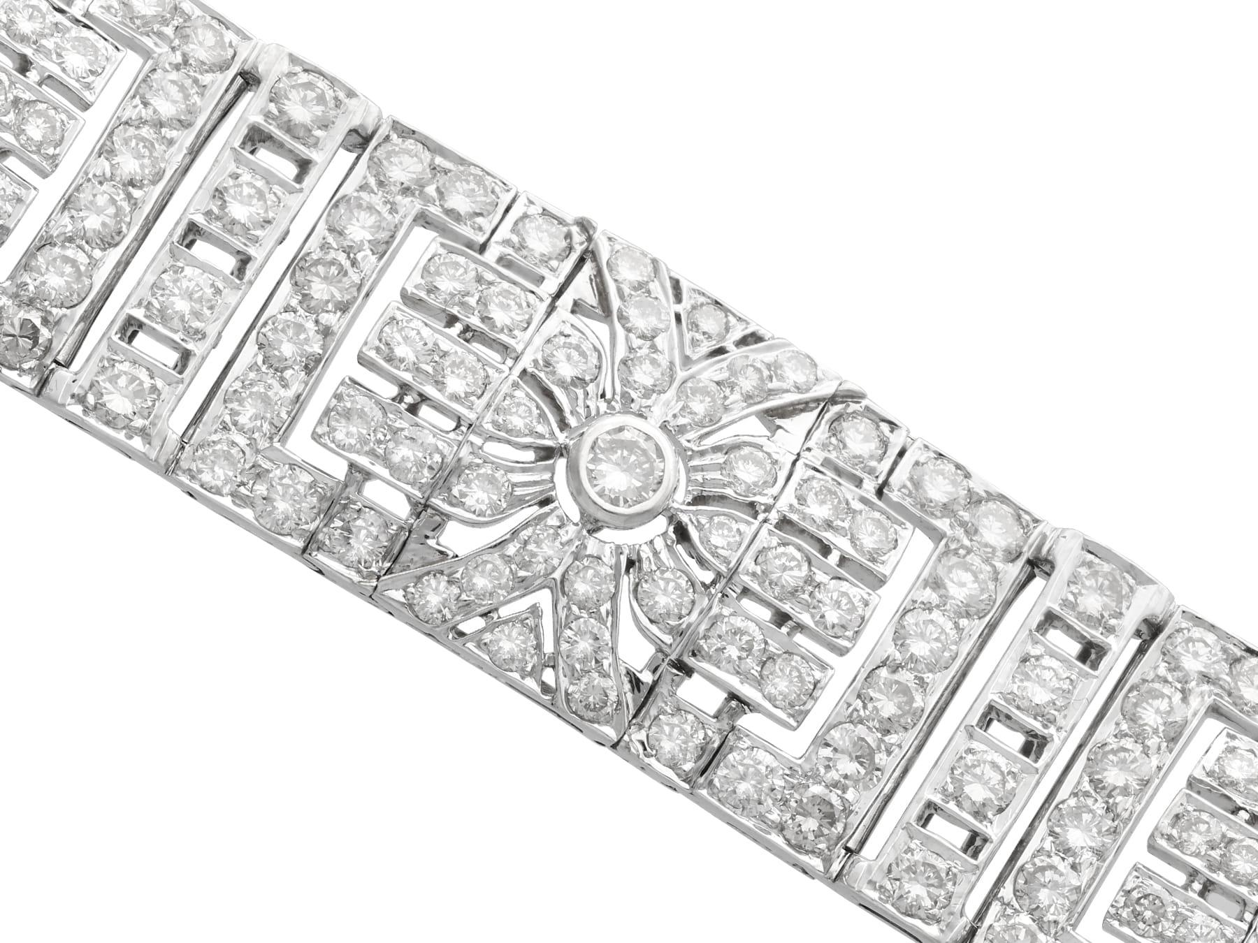 Antique 12.45 Carat Diamond and 18 Carat White Gold Bracelet In Excellent Condition In Jesmond, Newcastle Upon Tyne