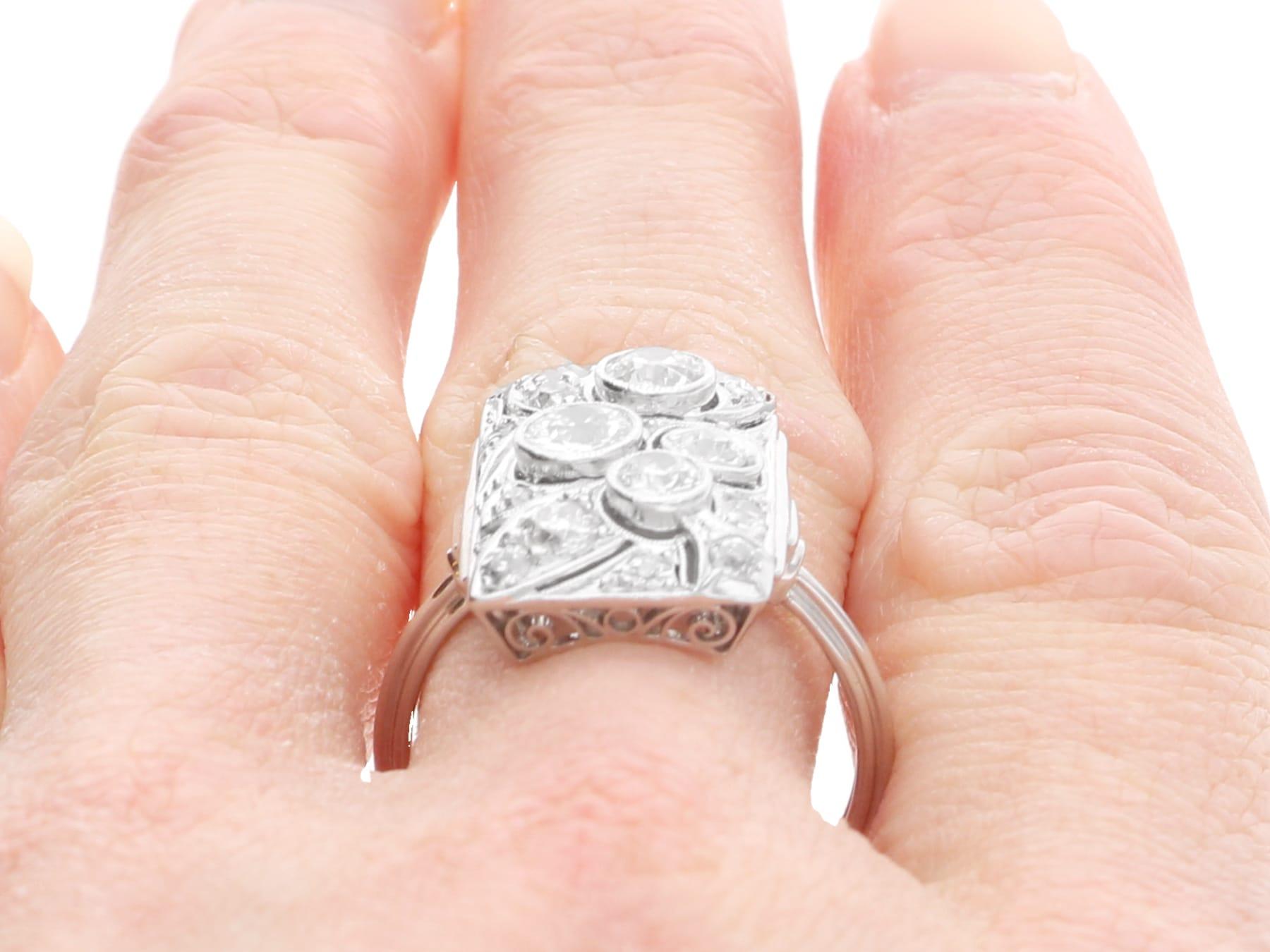 Antique 1.25 Carat Diamond and Platinum Dress Ring Circa 1935 For Sale 5