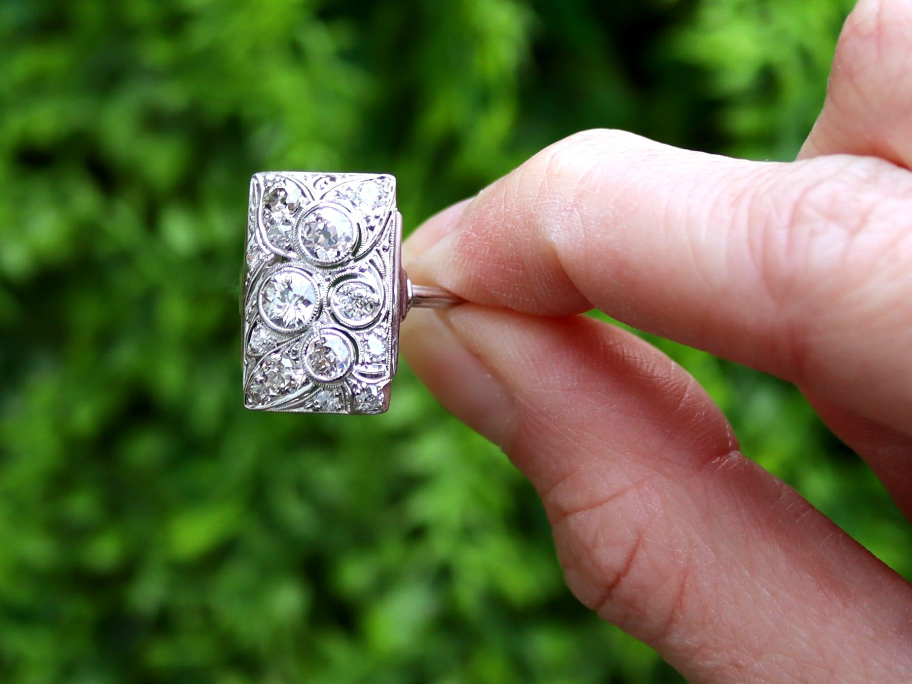 A stunning, fine and impressive antique 1.25 carat diamond dress ring in platinum; part of our diverse jewelry and estate jewelry collections.

This stunning, fine and impressive antique 1930's dress ring has been crafted in platinum.

The