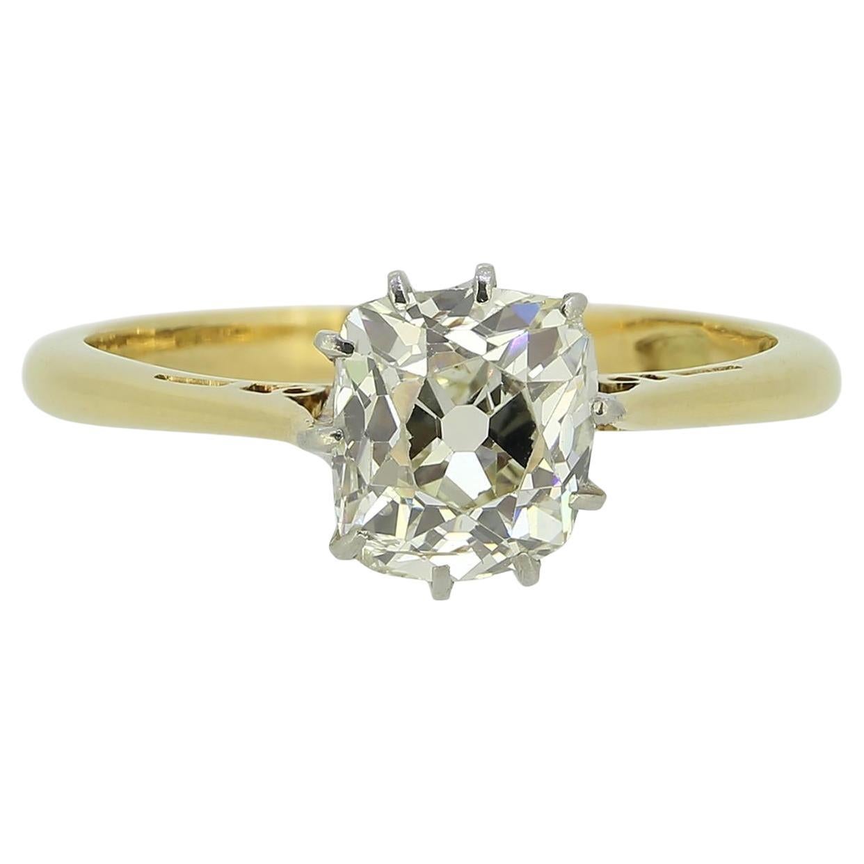 Anello antico con solitario di diamanti da 1.25 carati in vendita