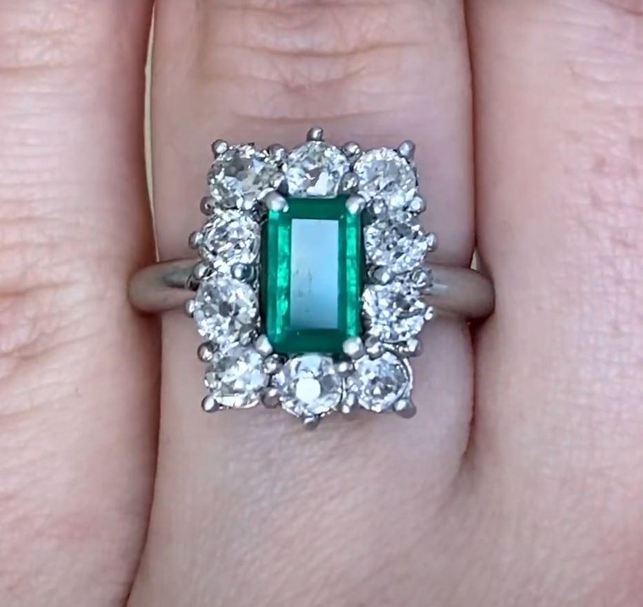 Women's Antique 1.25ct Emerald Cut Natural Colombian Emerald Engagement Ring, Platinum For Sale