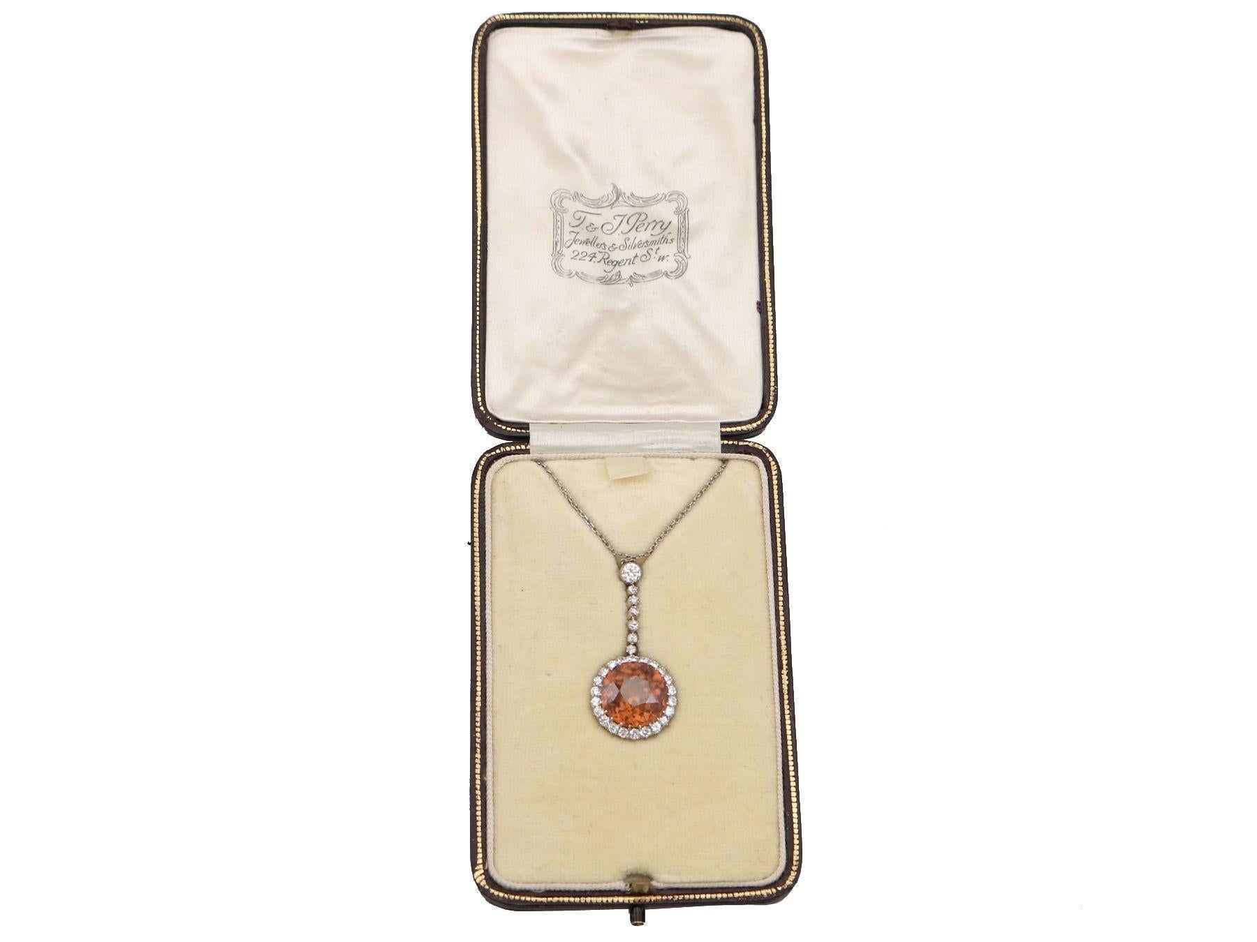 Collier ancien en zircon de 12,69 carats et diamants de 1,04 carat Pour femmes en vente