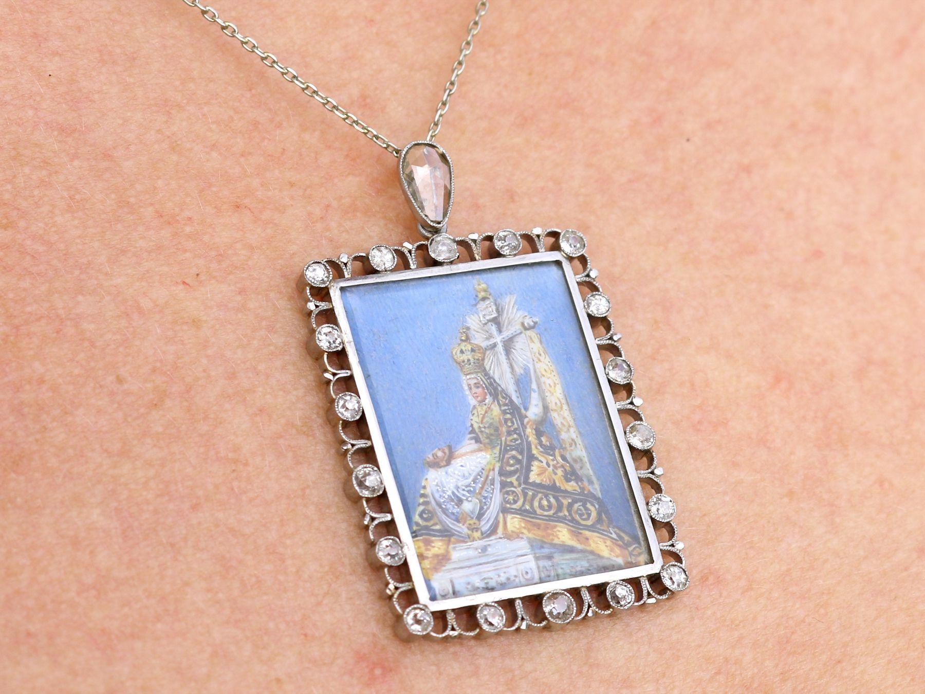 Antiquités - Pendentif portrait miniature en émail et diamant de 1,28 carat en platine en vente 3