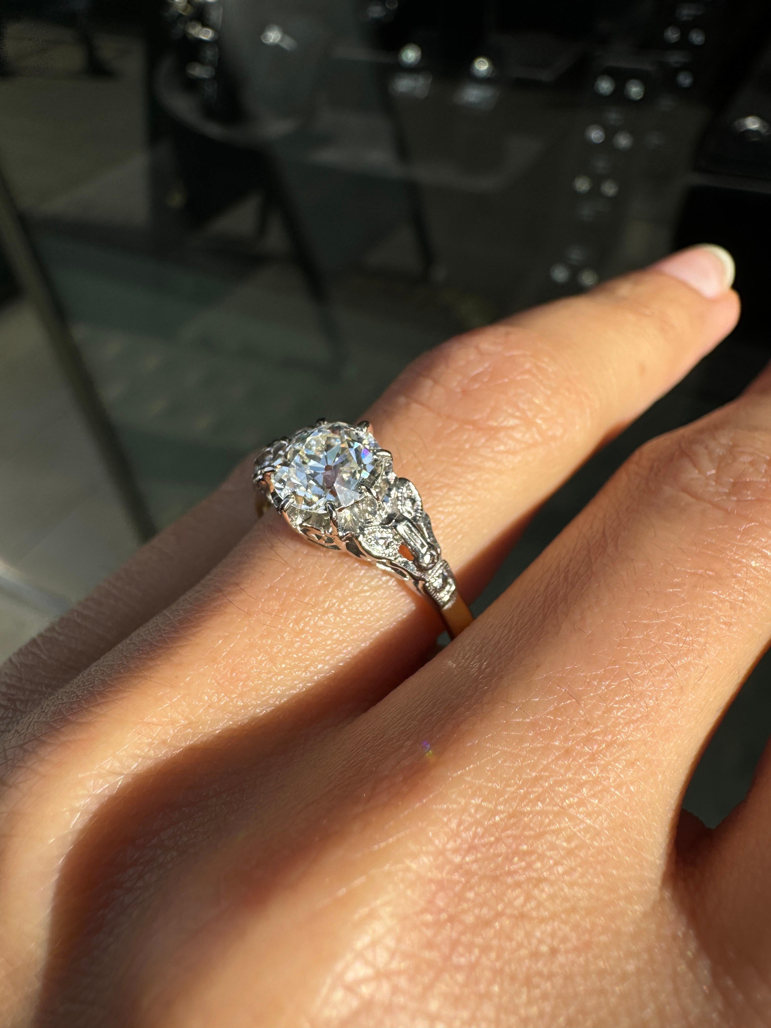 Antique 1.29ct Old Mine Cut Diamond 18 Carat Gold and Platinum Engagement Ring For Sale 1