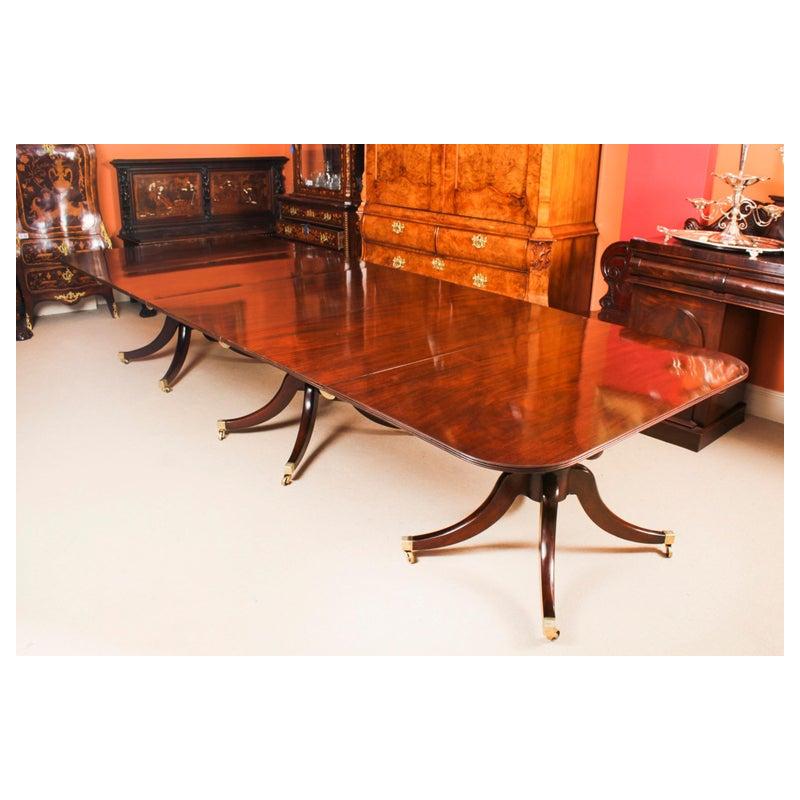 Antique 12ft Regency Mahogany Triple Pillar Dining Table 19th Century 11