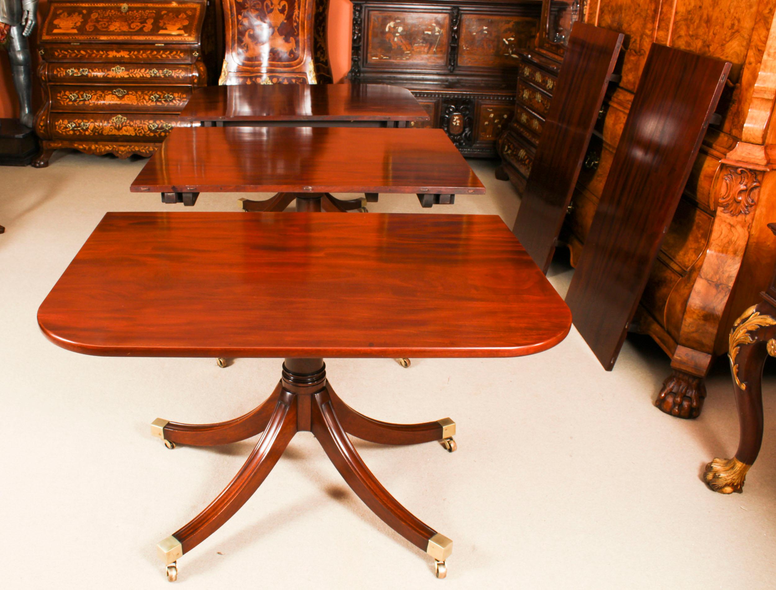 Antique 12ft Regency Revival Triple Pillar Dining Table 19th C For Sale 7