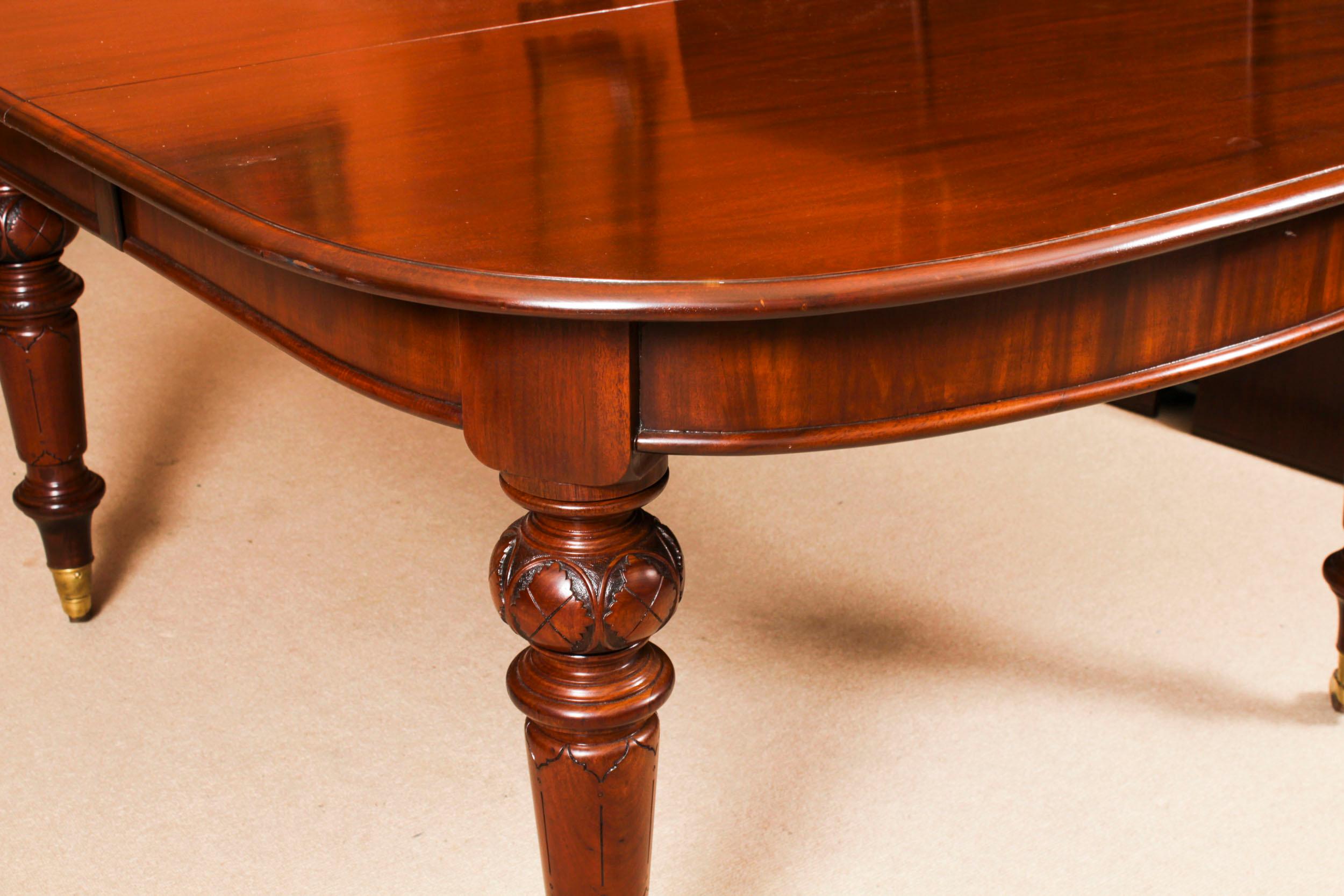 Antique 12ft Victorian Flame Mahogany Extending Dining Table 19th Century 10