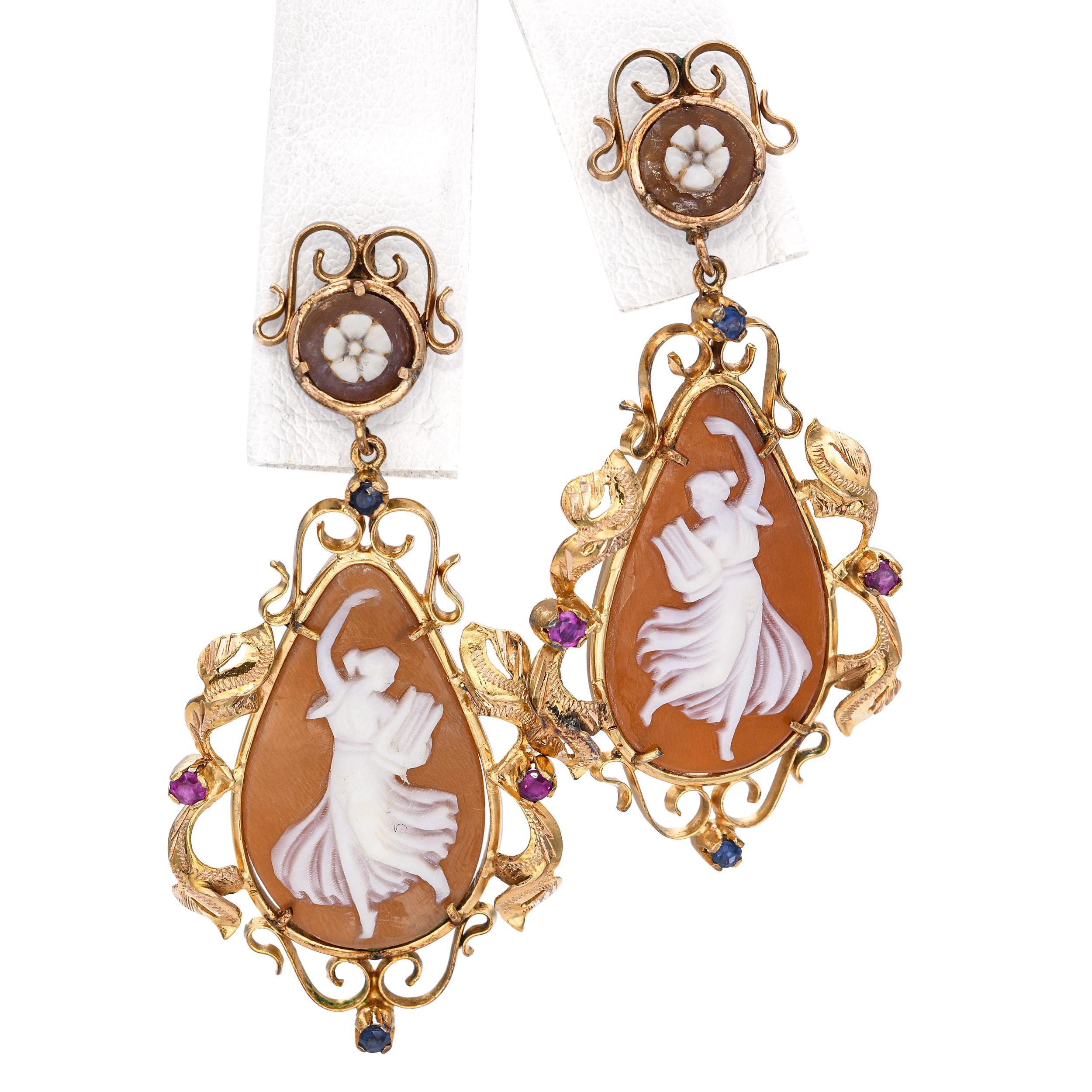 Antico set di gioielli con cammeo a conchiglia in oro giallo 12k con zaffiro e rubino in vendita 2