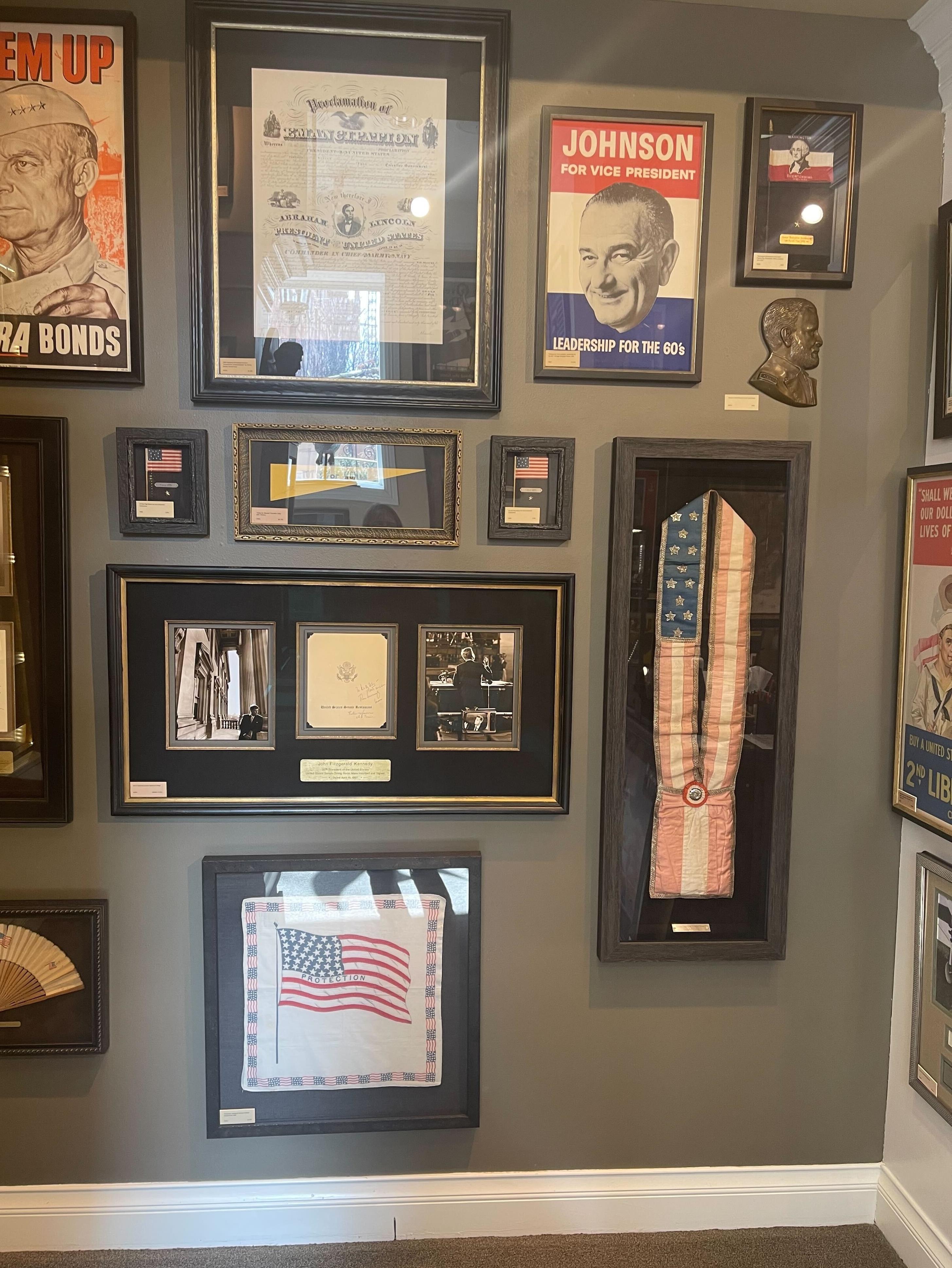 XIXe siècle Écharpe patriotique antique à 13 étoiles de Louis E. Stilz & Bros., fin du 19e siècle en vente