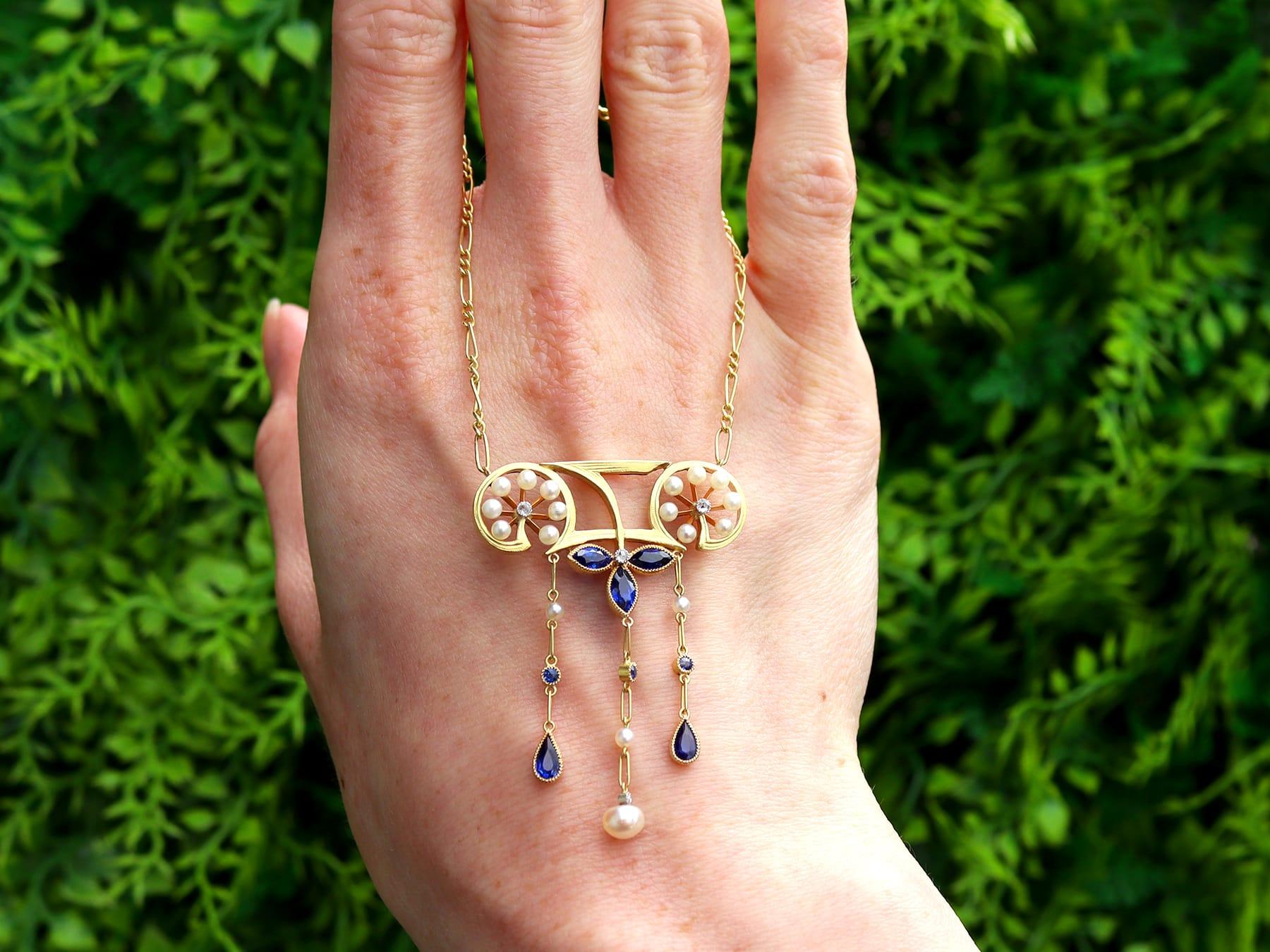 Art nouveau Pendentif ancien en or jaune 18 carats, saphir, perle naturelle et diamant de 1,30 carat en vente