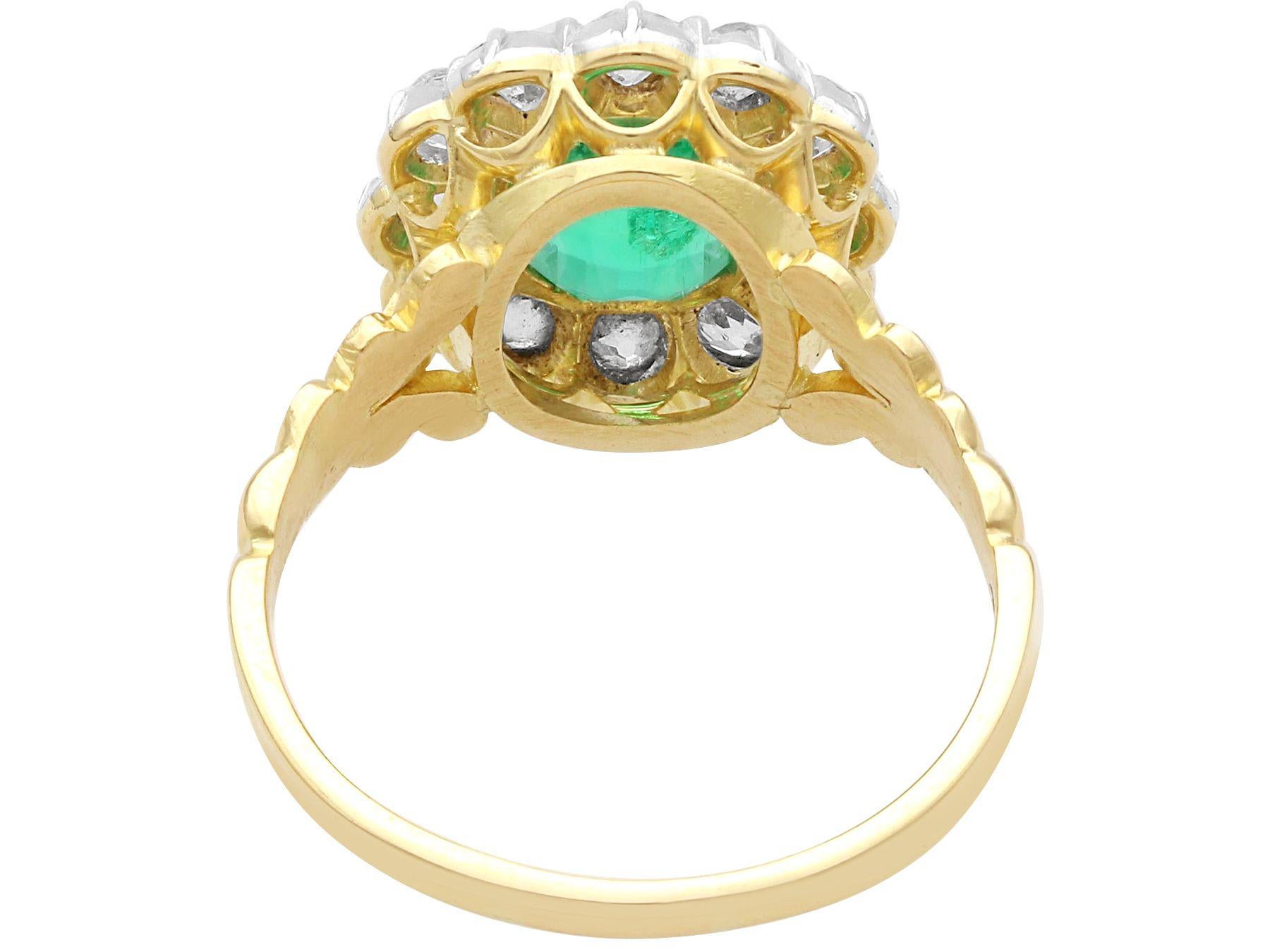 Antique 1.31Ct Emerald and Diamond Yellow Gold Cocktail Ring In Excellent Condition For Sale In Jesmond, Newcastle Upon Tyne