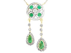 Antique 1.32 Carat Emerald Diamond Yellow Gold Necklace