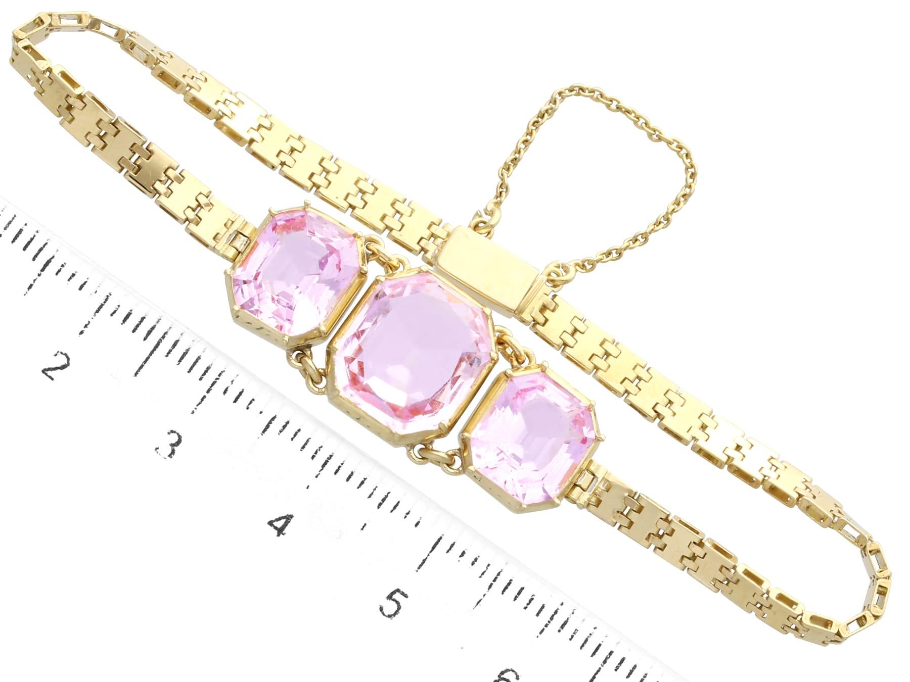Antique 13.20Ct Pink Topaz and 18k Yellow Gold Bracelet Circa 1840 For Sale 2