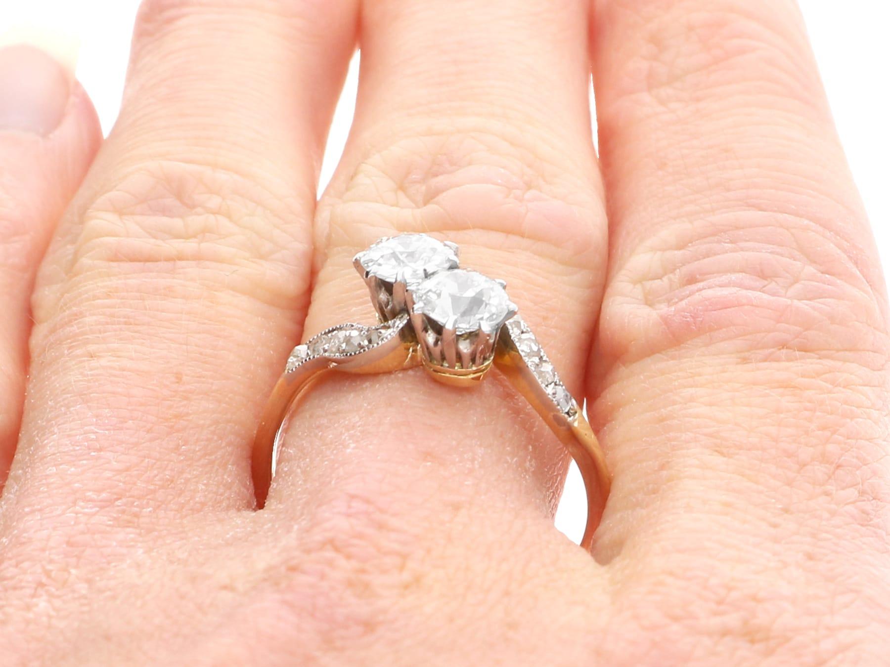 Antique 1.32Ct Diamond and 15k Yellow Gold Twist Ring Circa 1900 For Sale 5