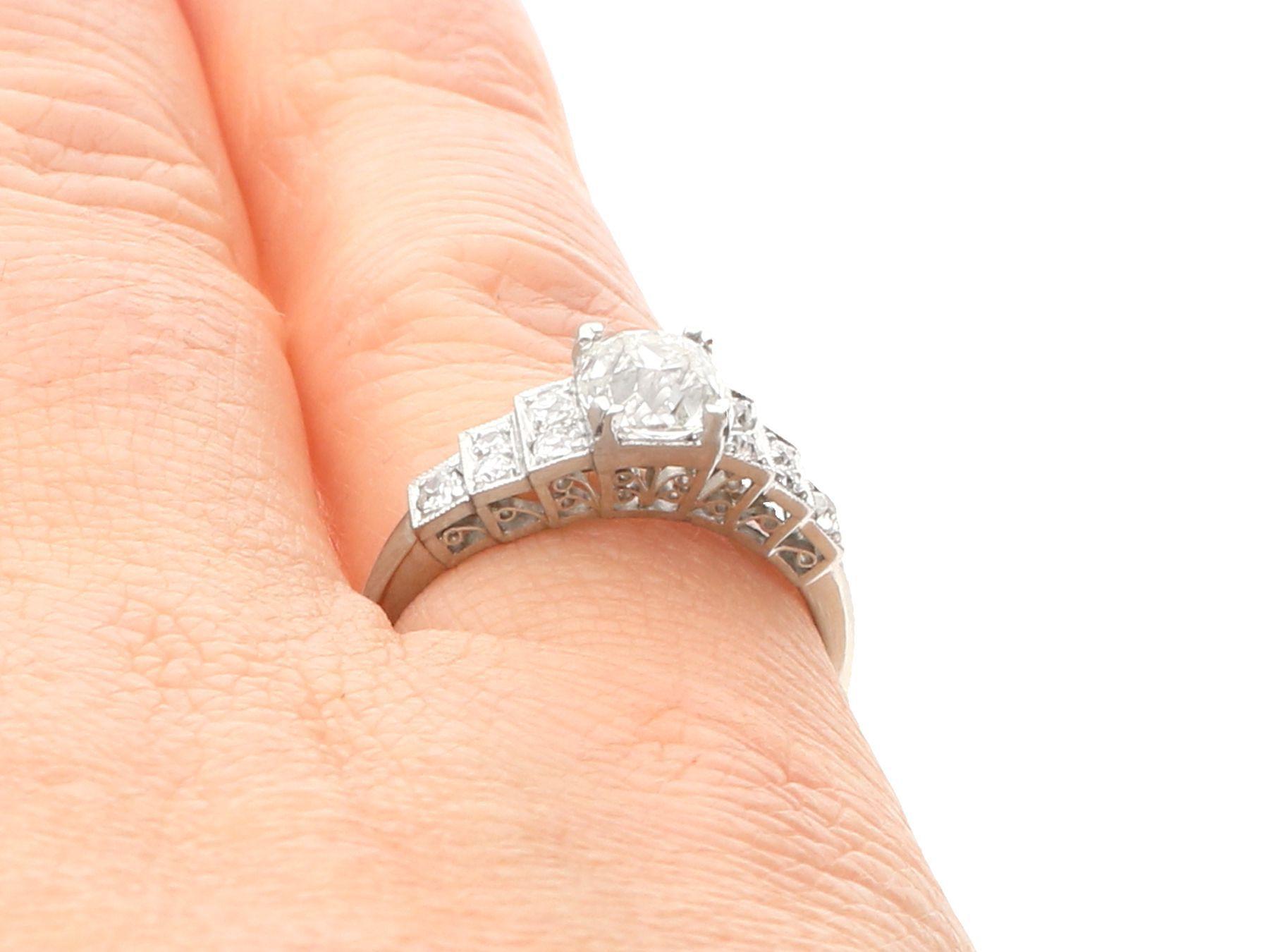 Antique 1.33 Carat Diamond and Platinum Engagement Ring For Sale 3