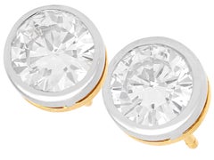 Antique 1.37 Carat Diamond and 18k Yellow Gold Stud Earrings Circa 1920