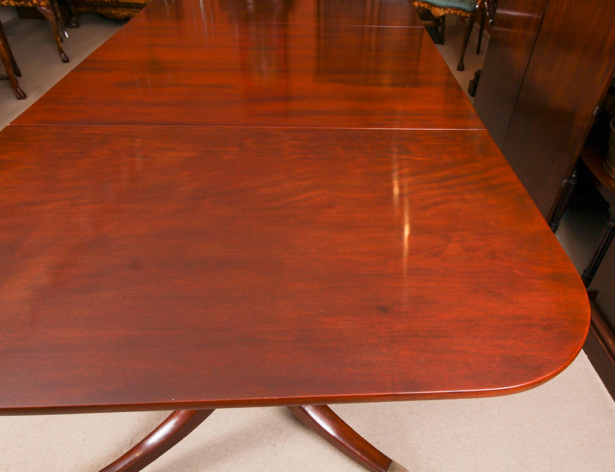 Ancienne table de salle à manger à trois piliers George IV Regency 13ft C1830 19ème siècle en vente 6