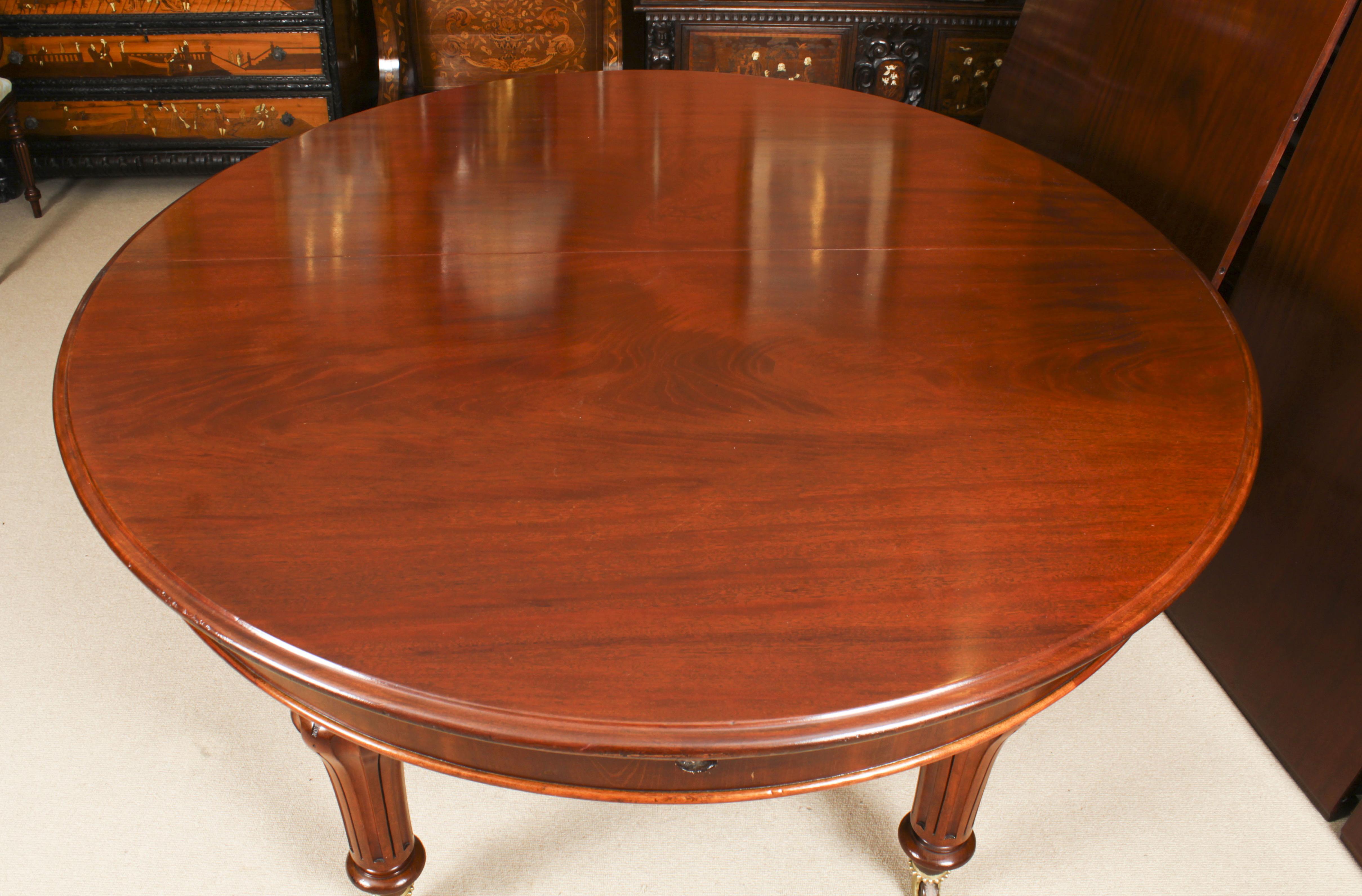 Antique 13ft William IV Oval Flame Mahogany Extending Dining Table 19th C 7